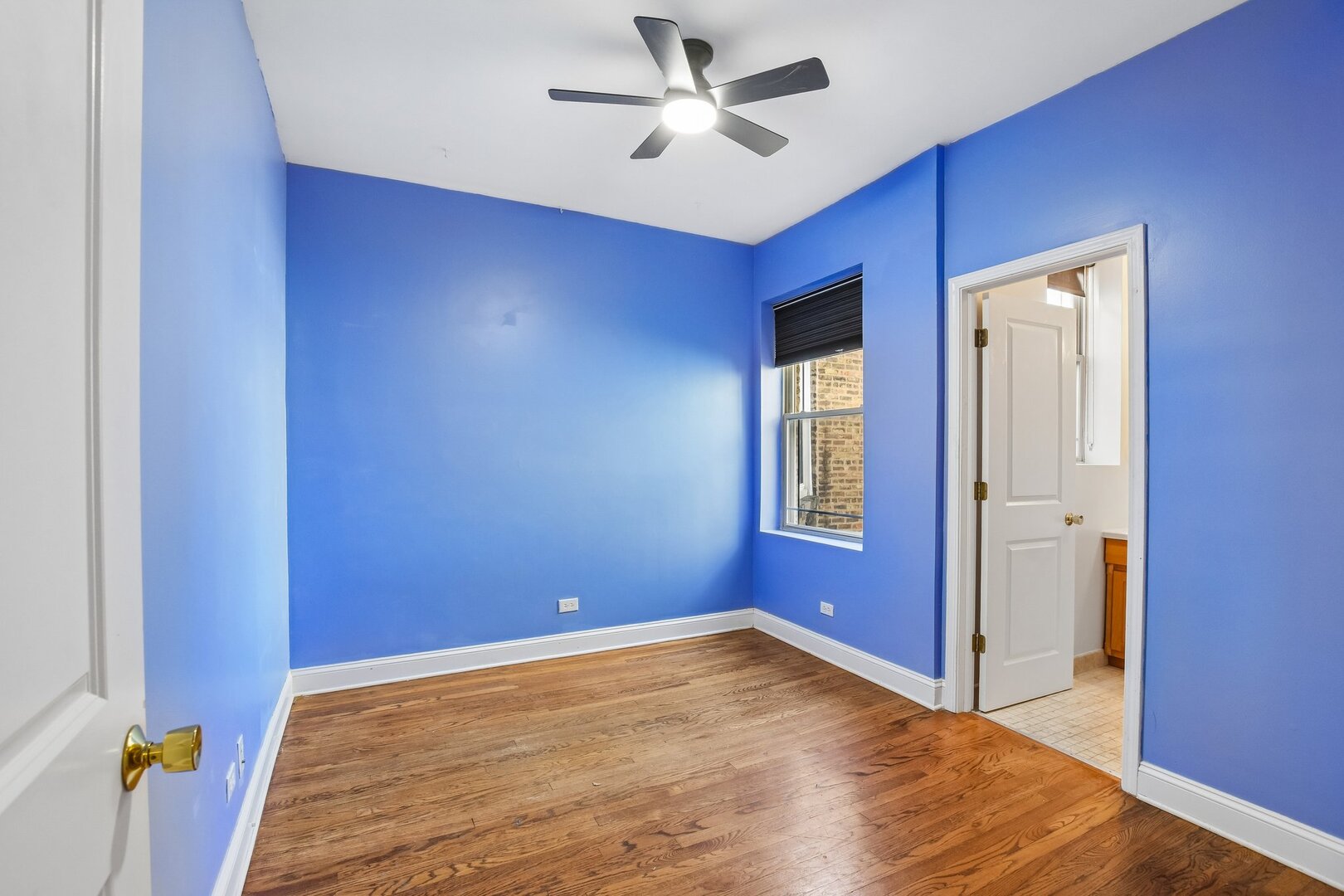 4942 N SPAULDING Avenue Unit: 3S
