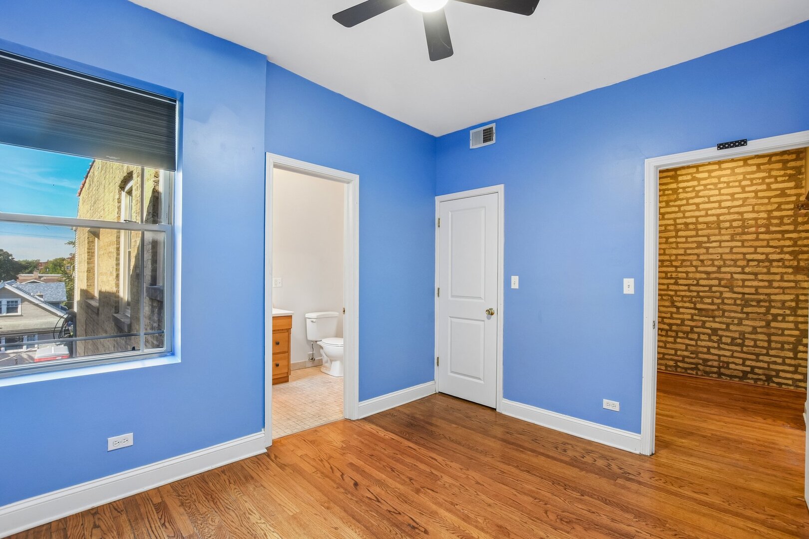 4942 N SPAULDING Avenue Unit: 3S