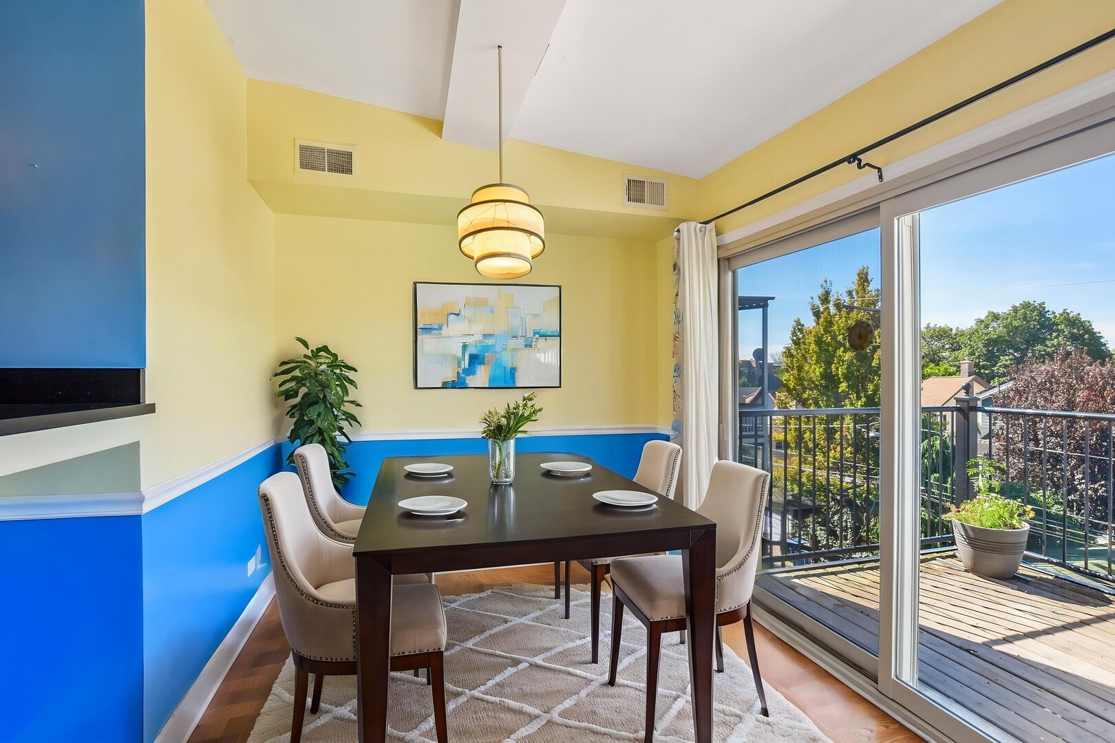 4942 N SPAULDING Avenue Unit: 3S