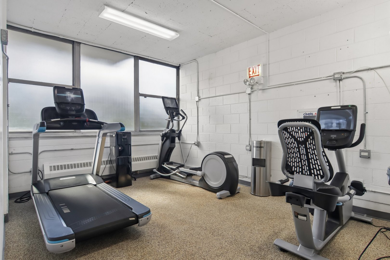 1000 N Lake Shore Drive Unit: 1604