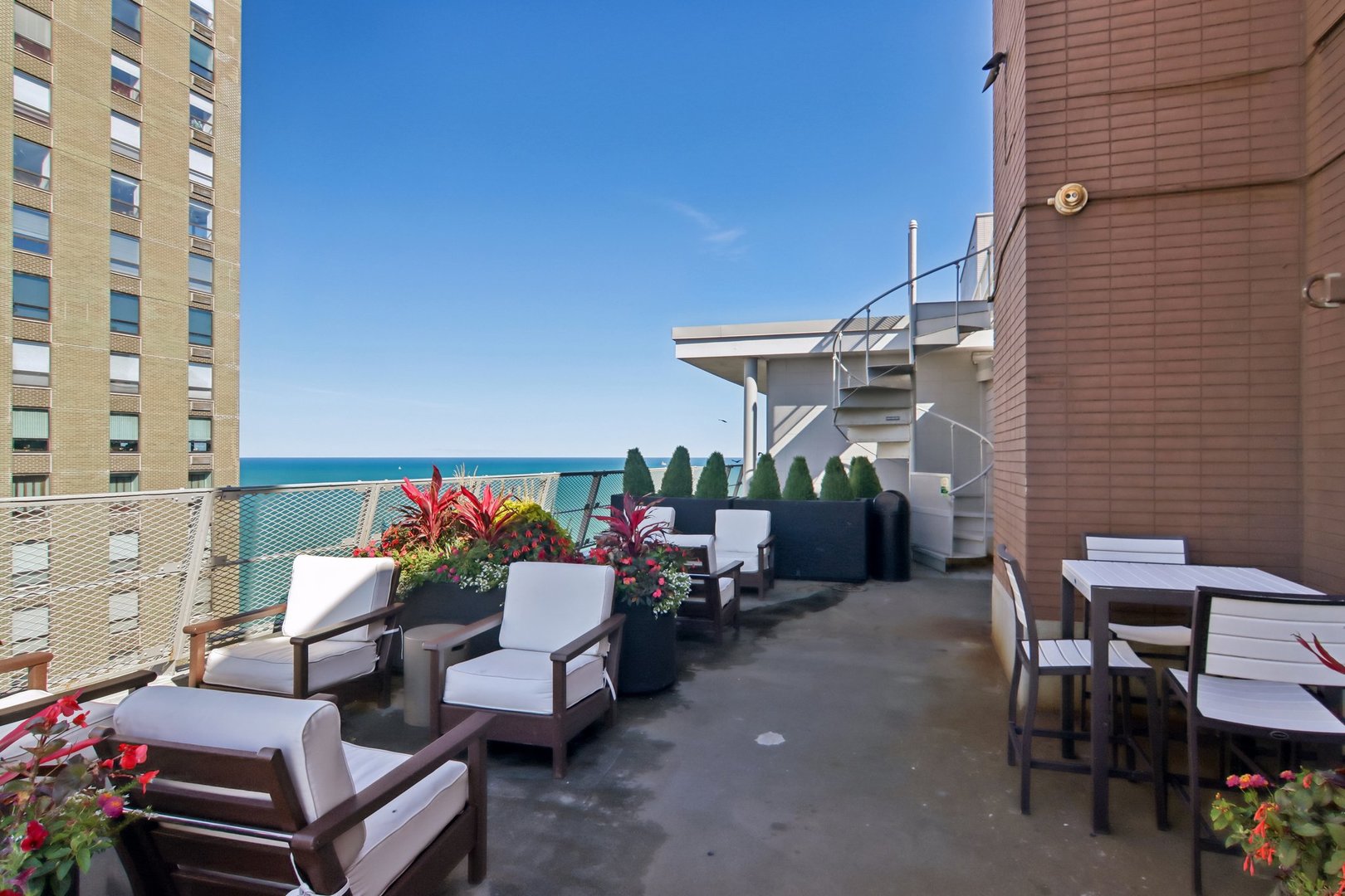 1000 N Lake Shore Drive Unit: 1604