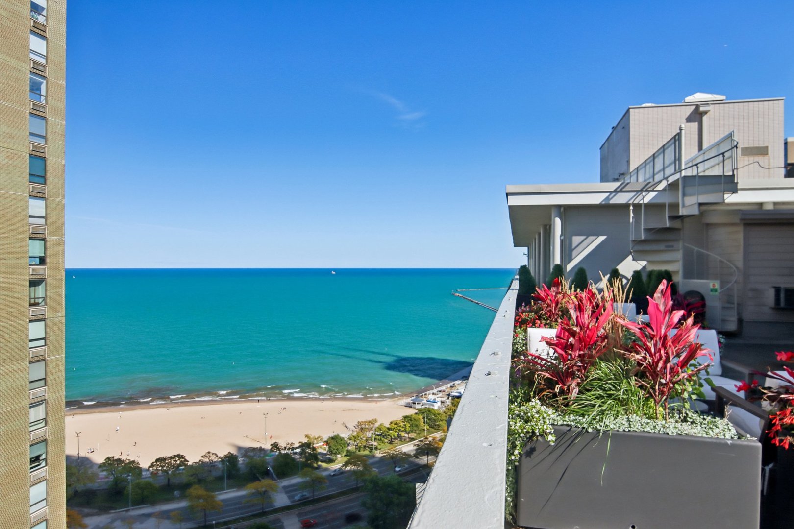 1000 N Lake Shore Drive Unit: 1604
