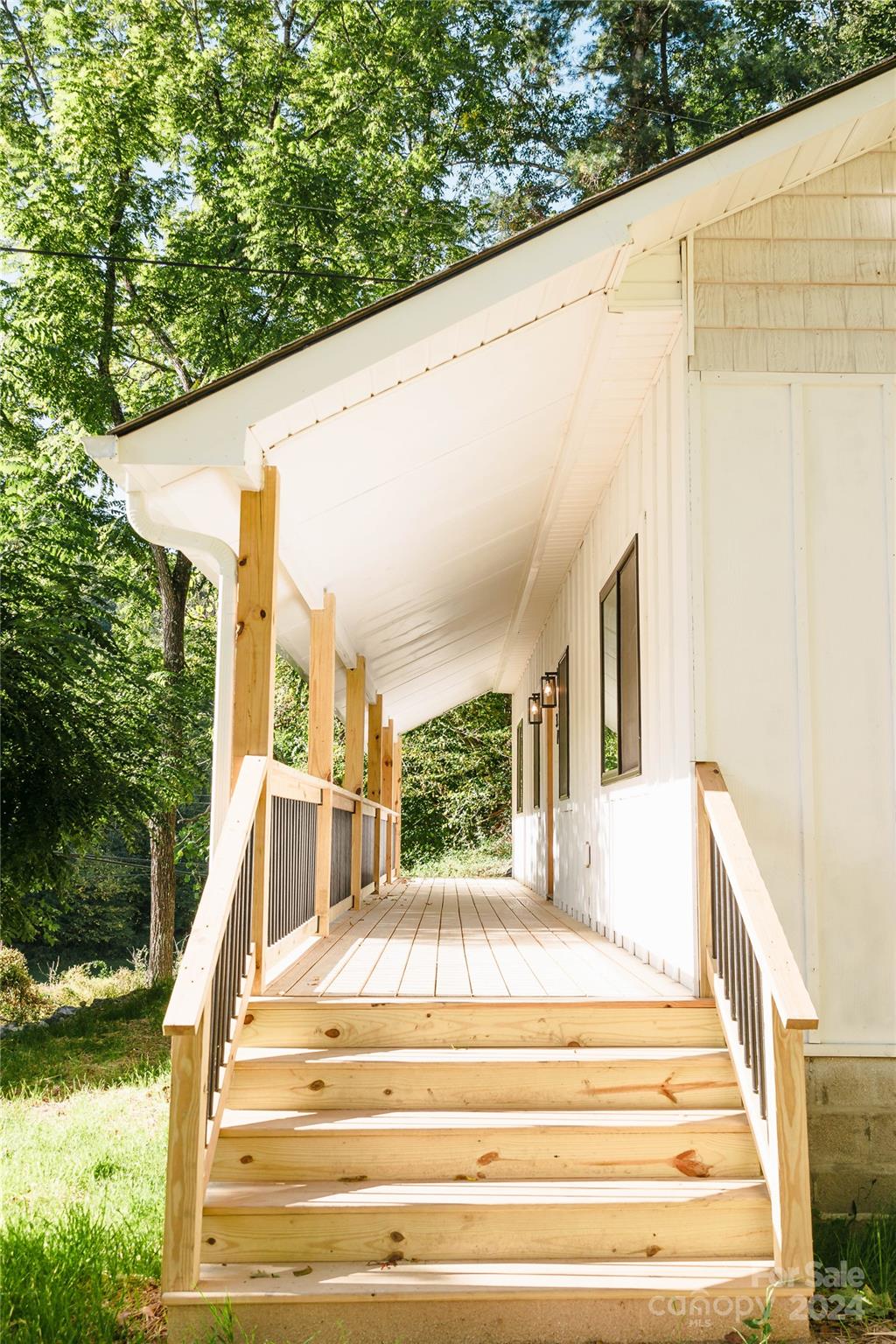 37 Beaver Creek Road