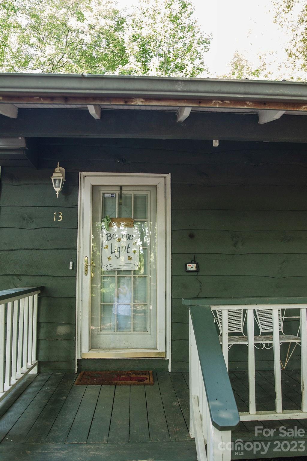 13 Mountain Ivy Drive