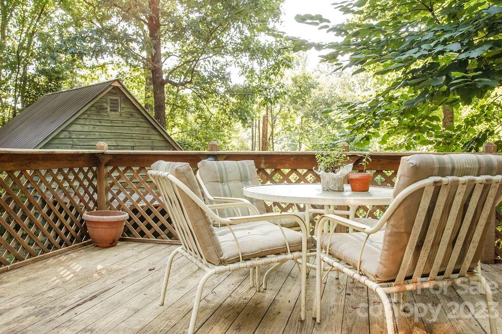 13 Mountain Ivy Drive