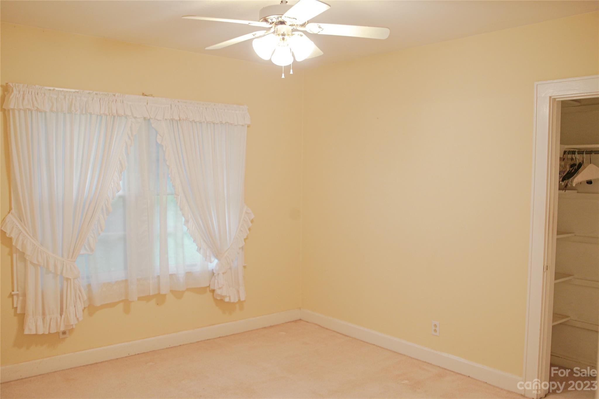 35 Rhododendron Avenue