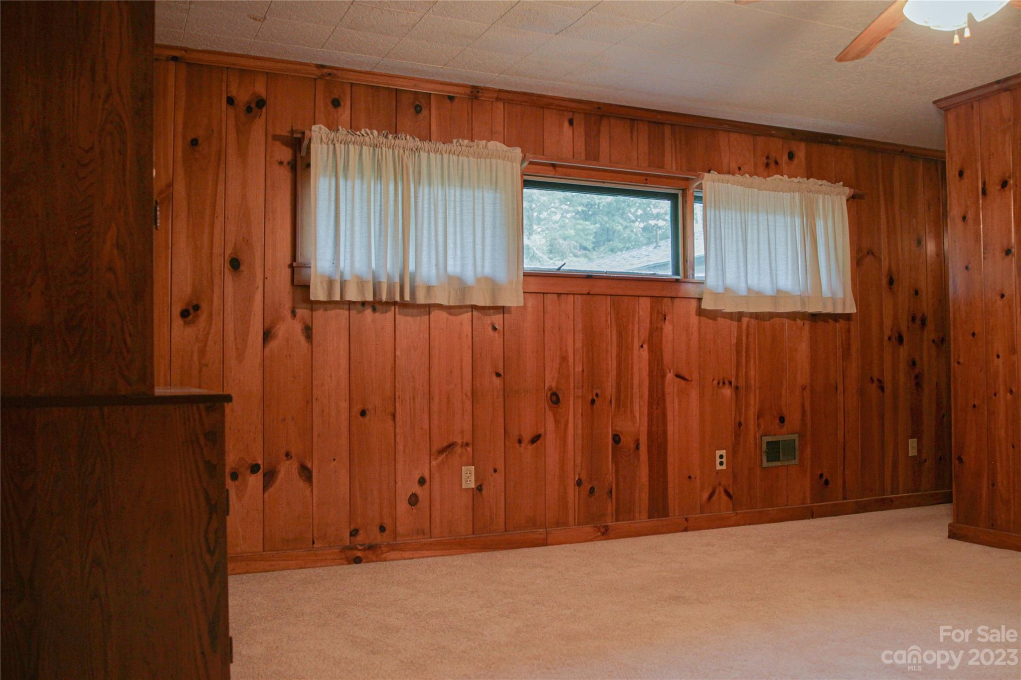 35 Rhododendron Avenue