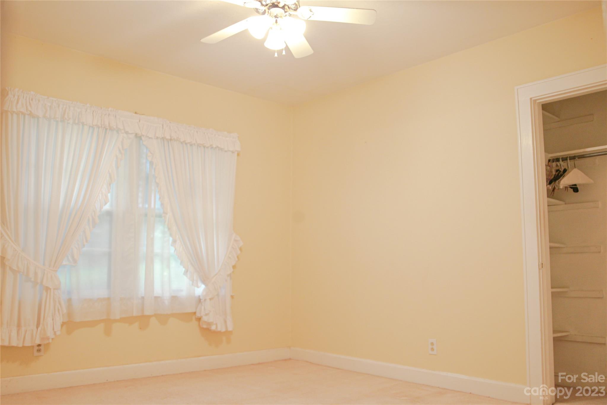 35 Rhododendron Avenue