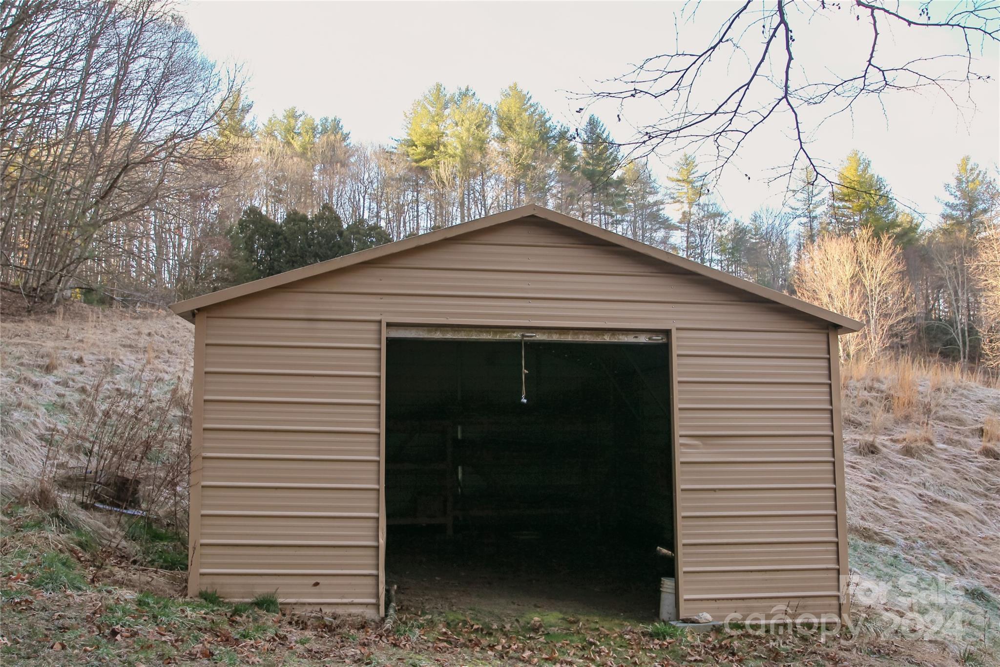 1407 Snow Creek Road
