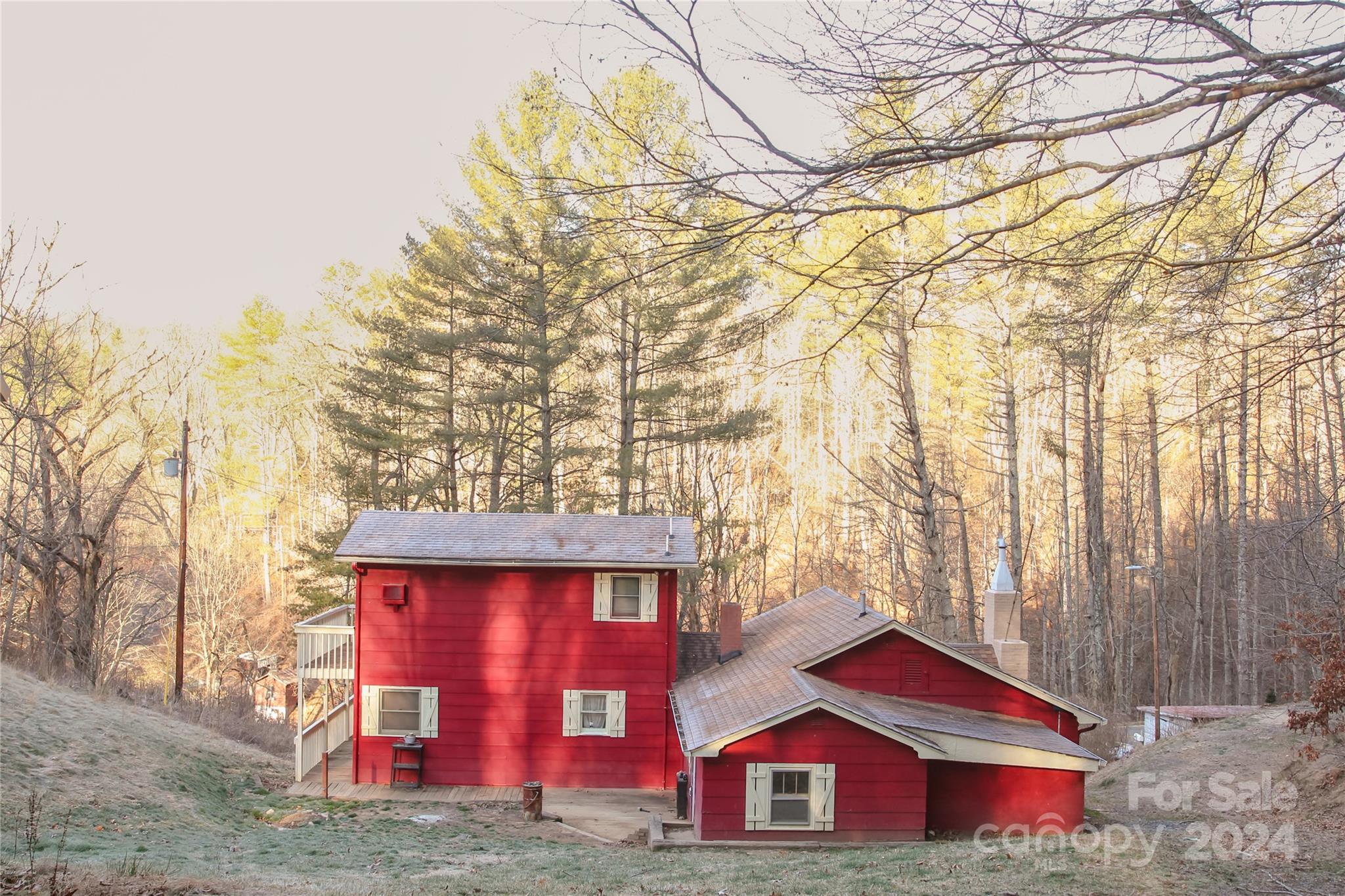 1407 Snow Creek Road