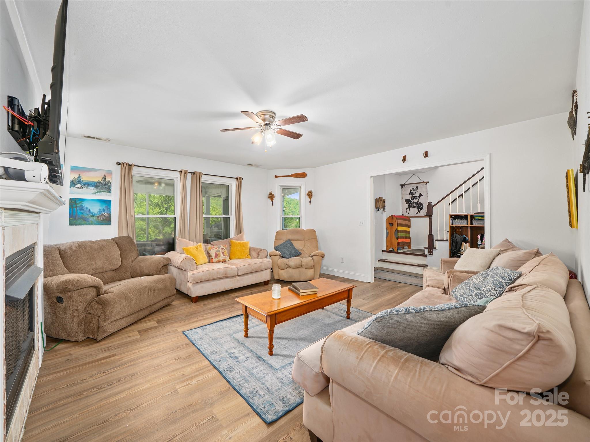 48 Meadowlark Lane