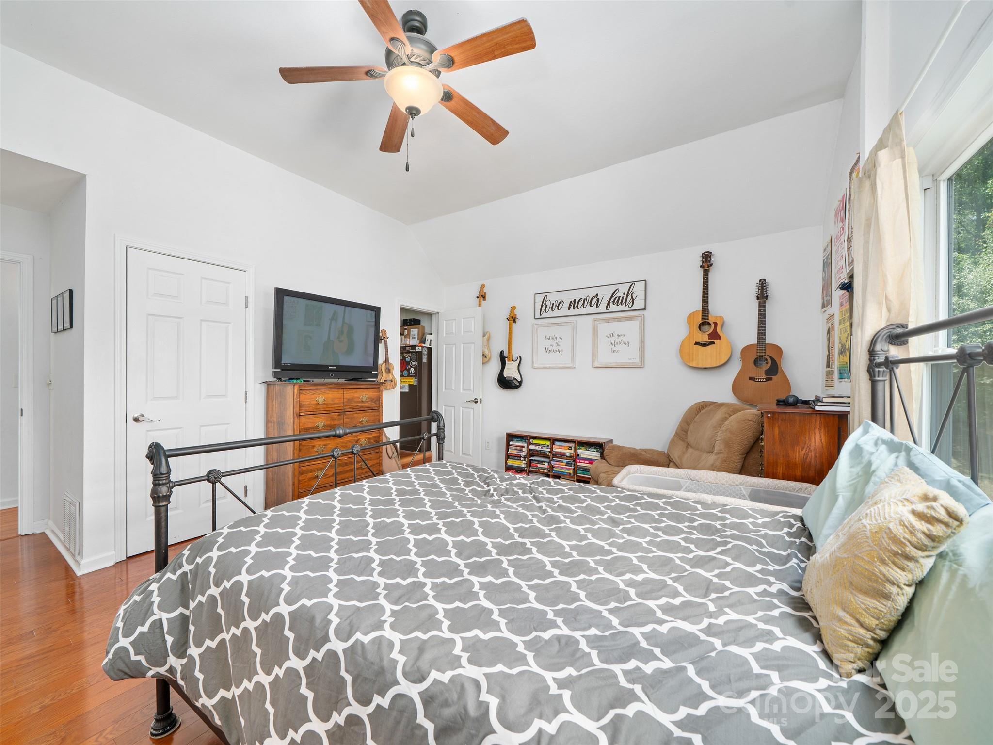 48 Meadowlark Lane