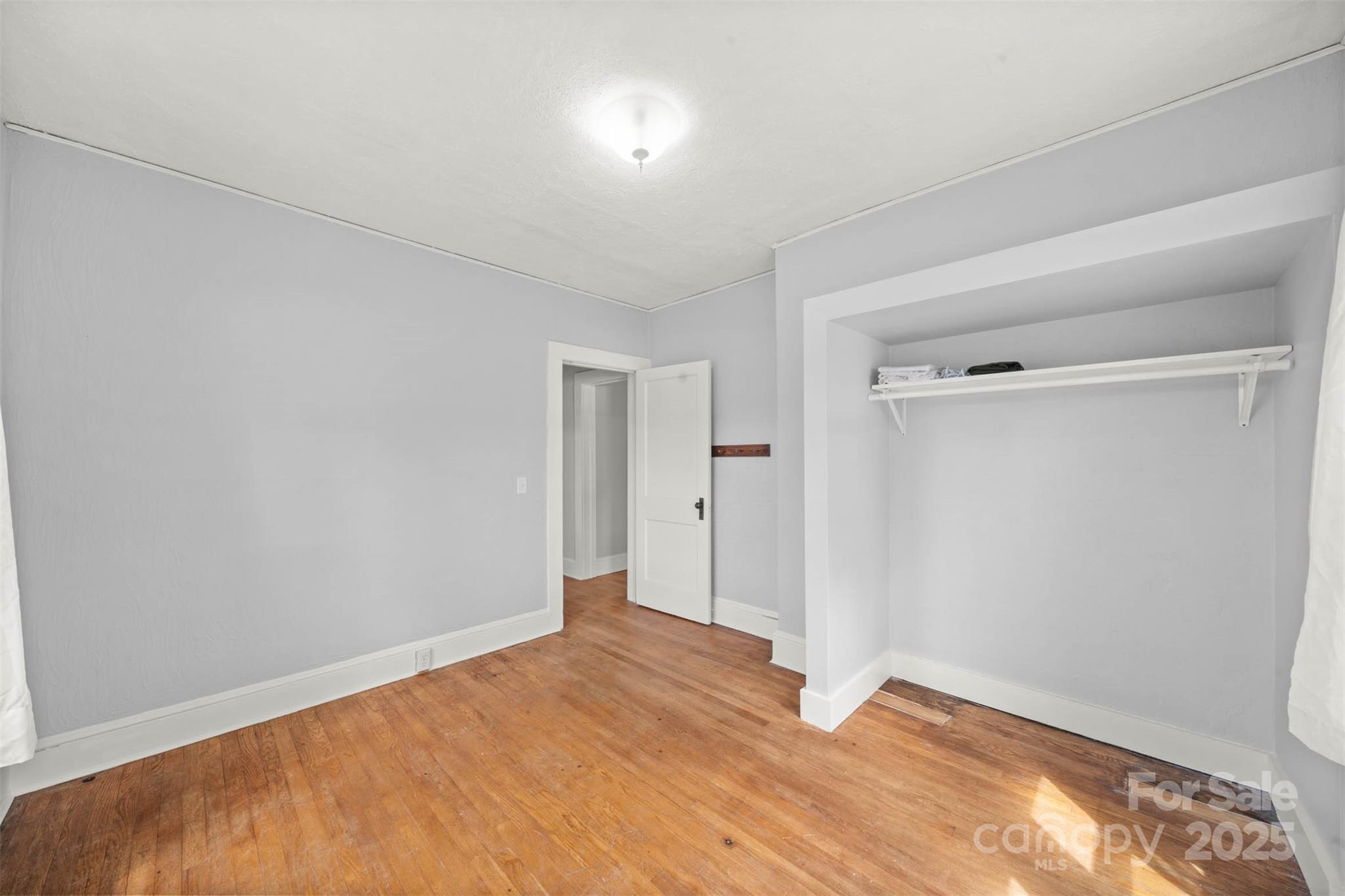 35 Amethyst Street