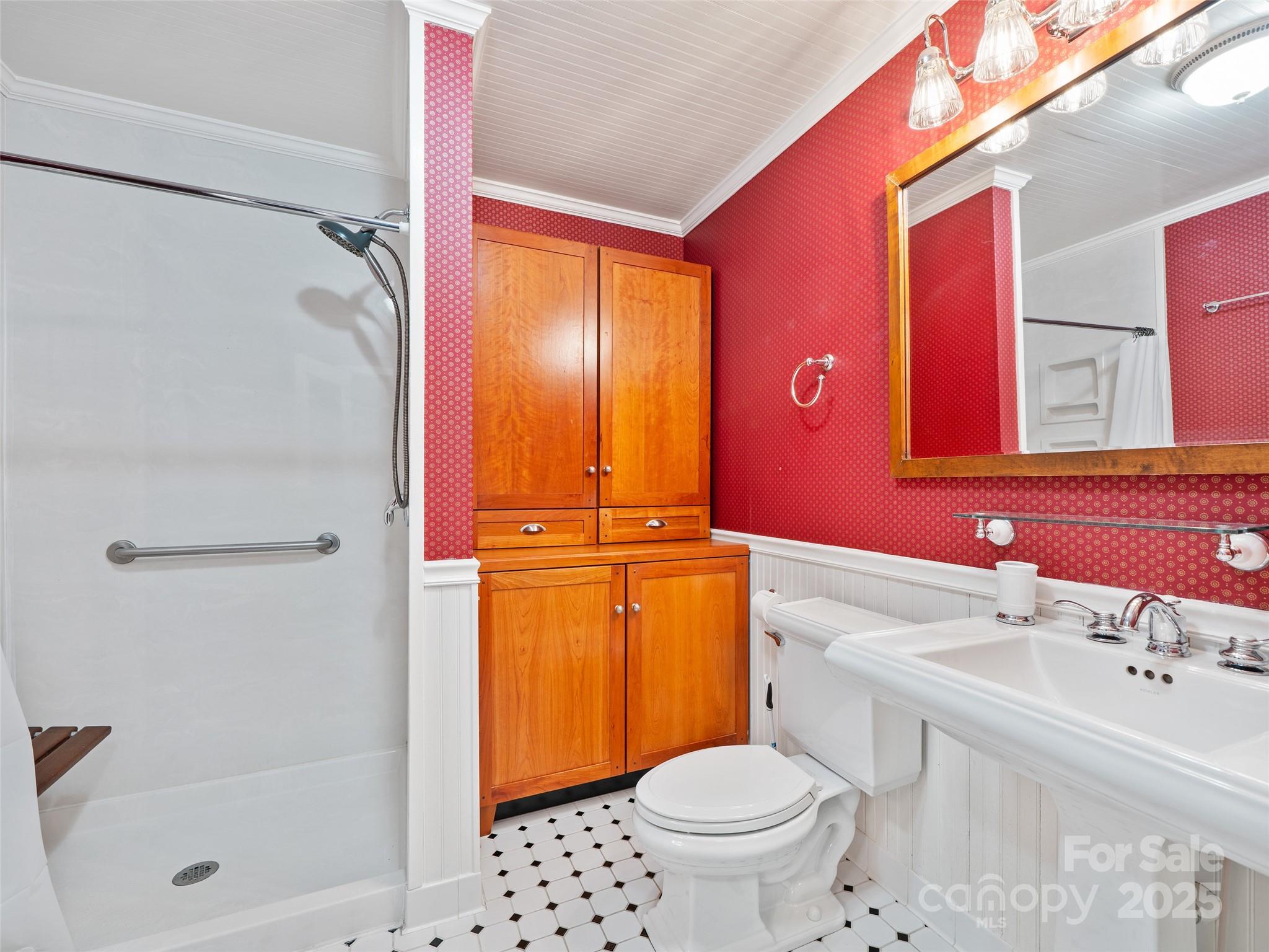 301 Fairway Lane