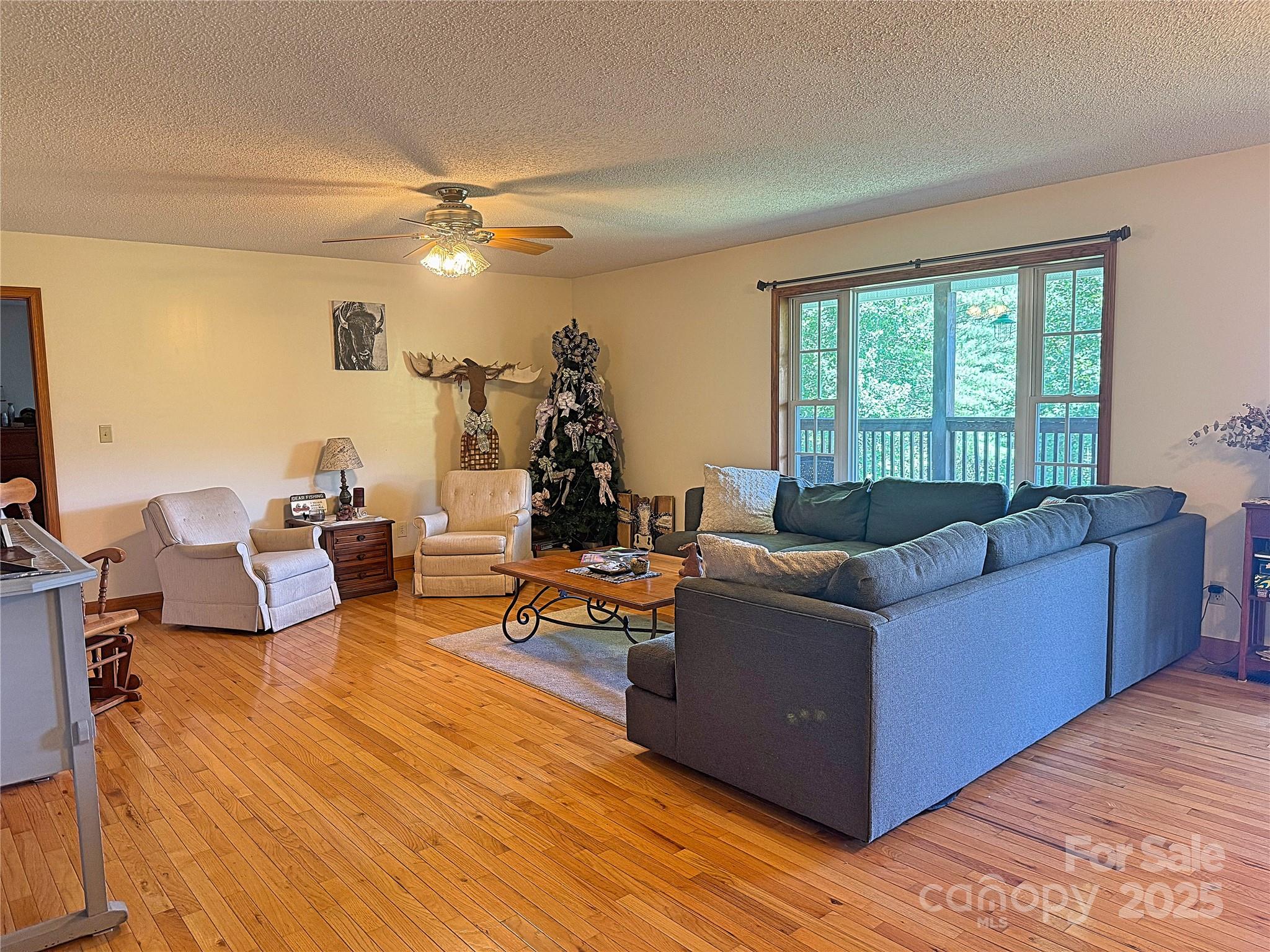 1586 Arbuckle Road