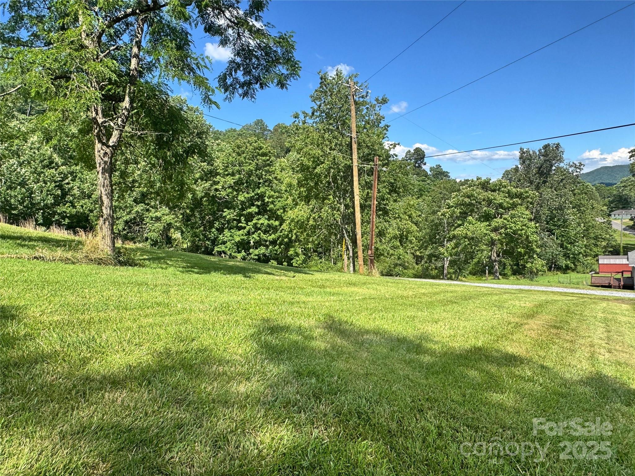 1586 Arbuckle Road