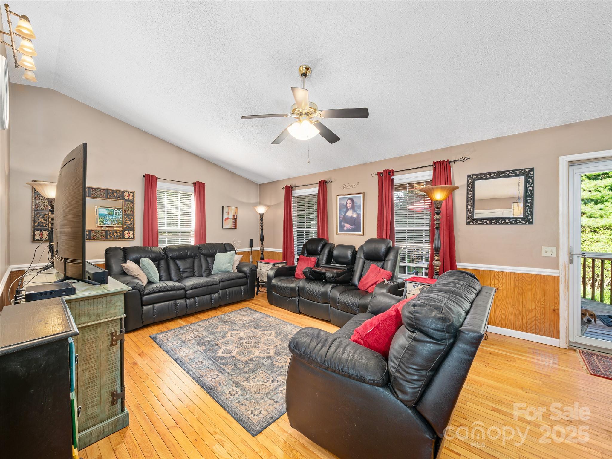 282 Sourwood Drive