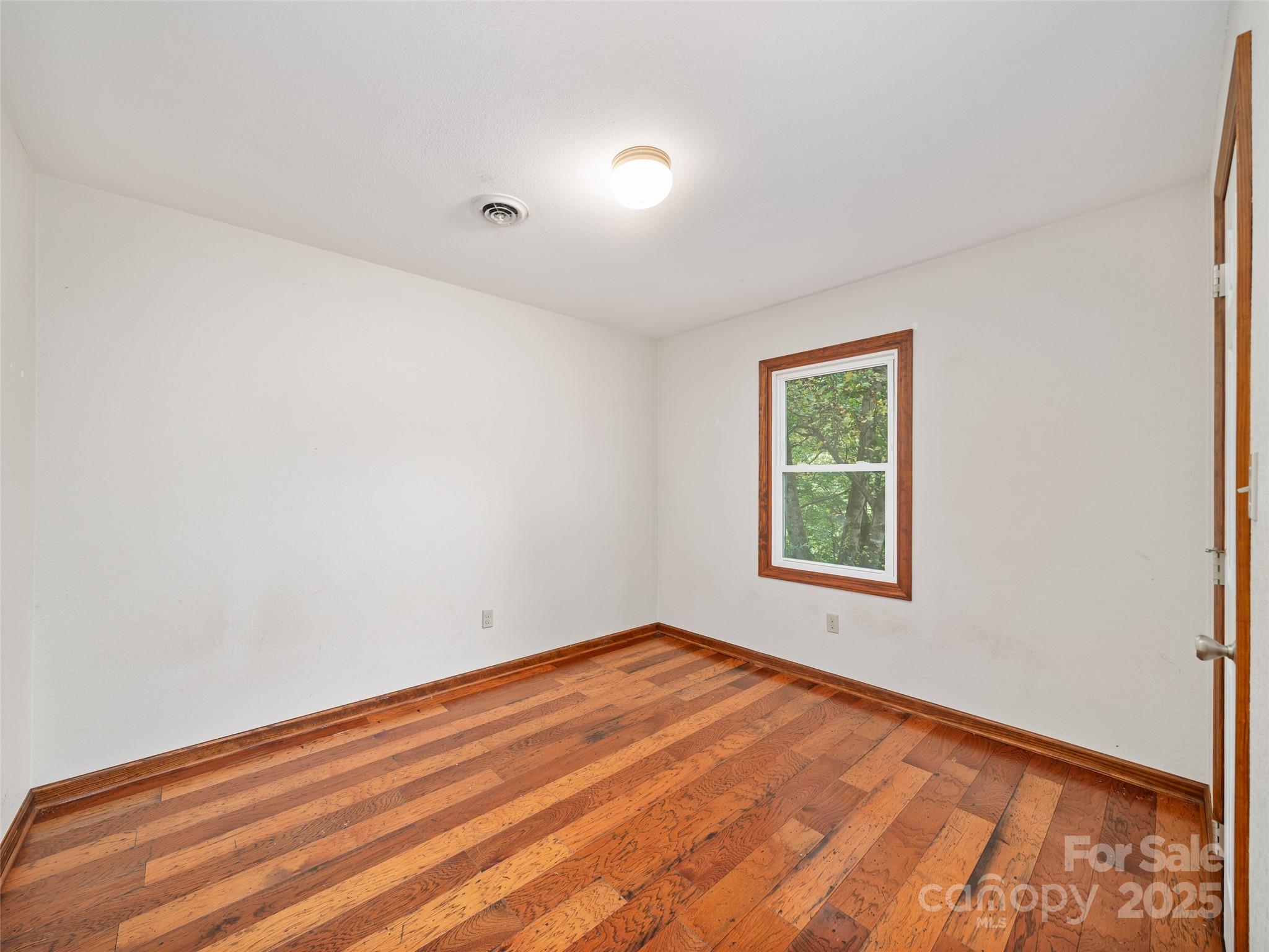 158 Dover Lane