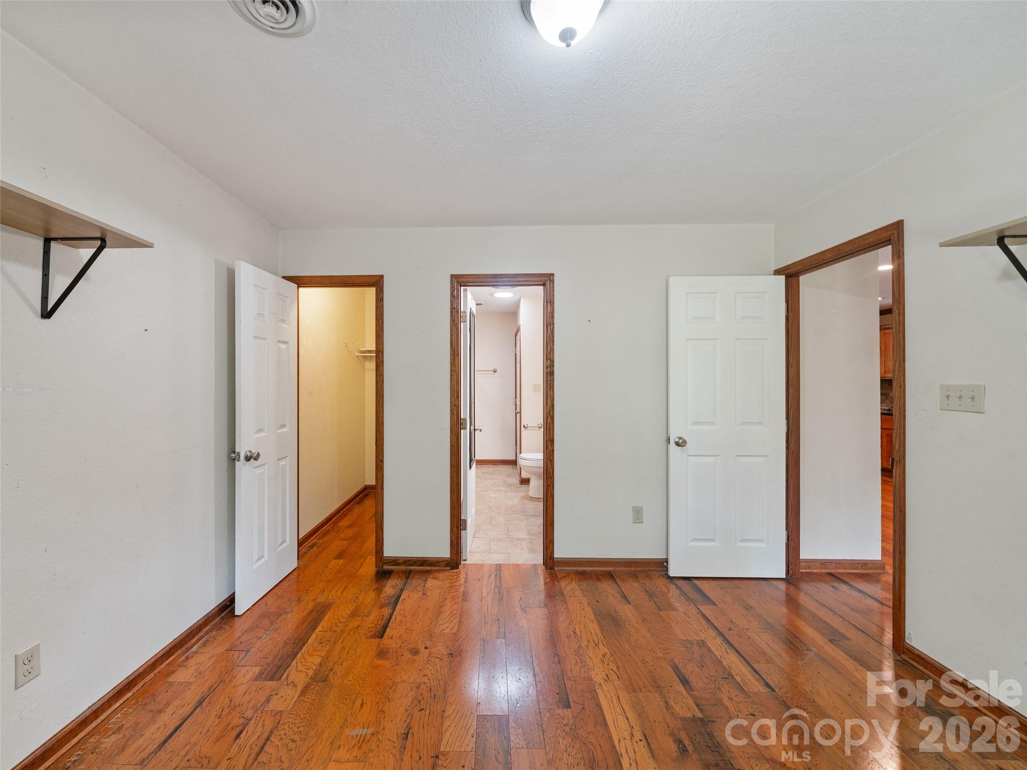 158 Dover Lane