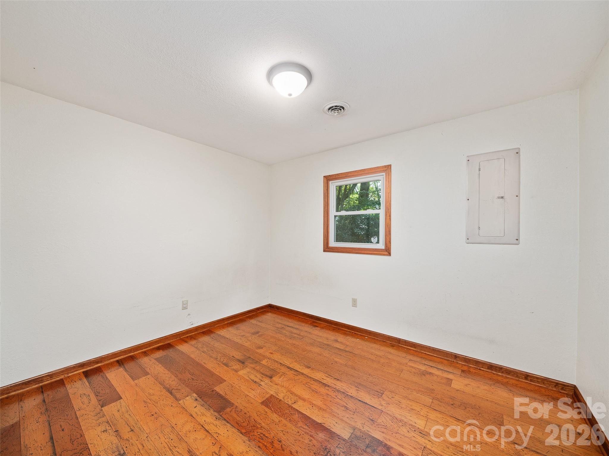 158 Dover Lane