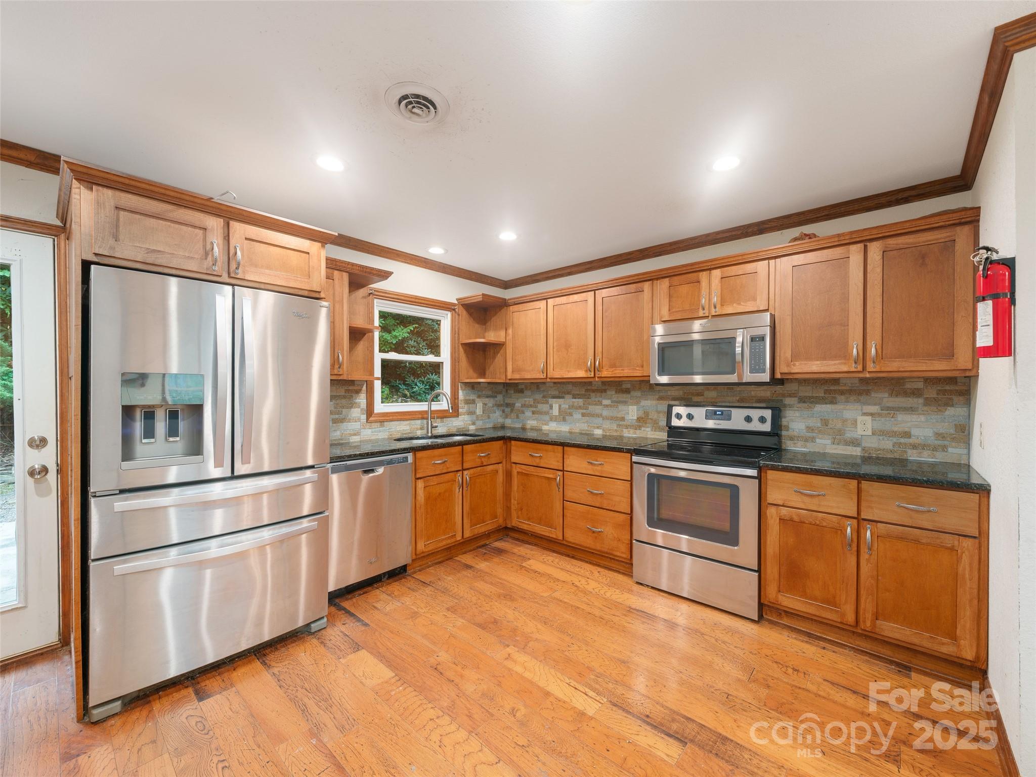 158 Dover Lane