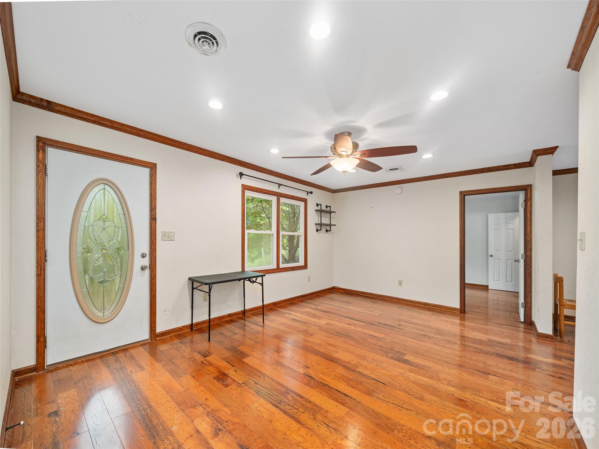 158 Dover Lane