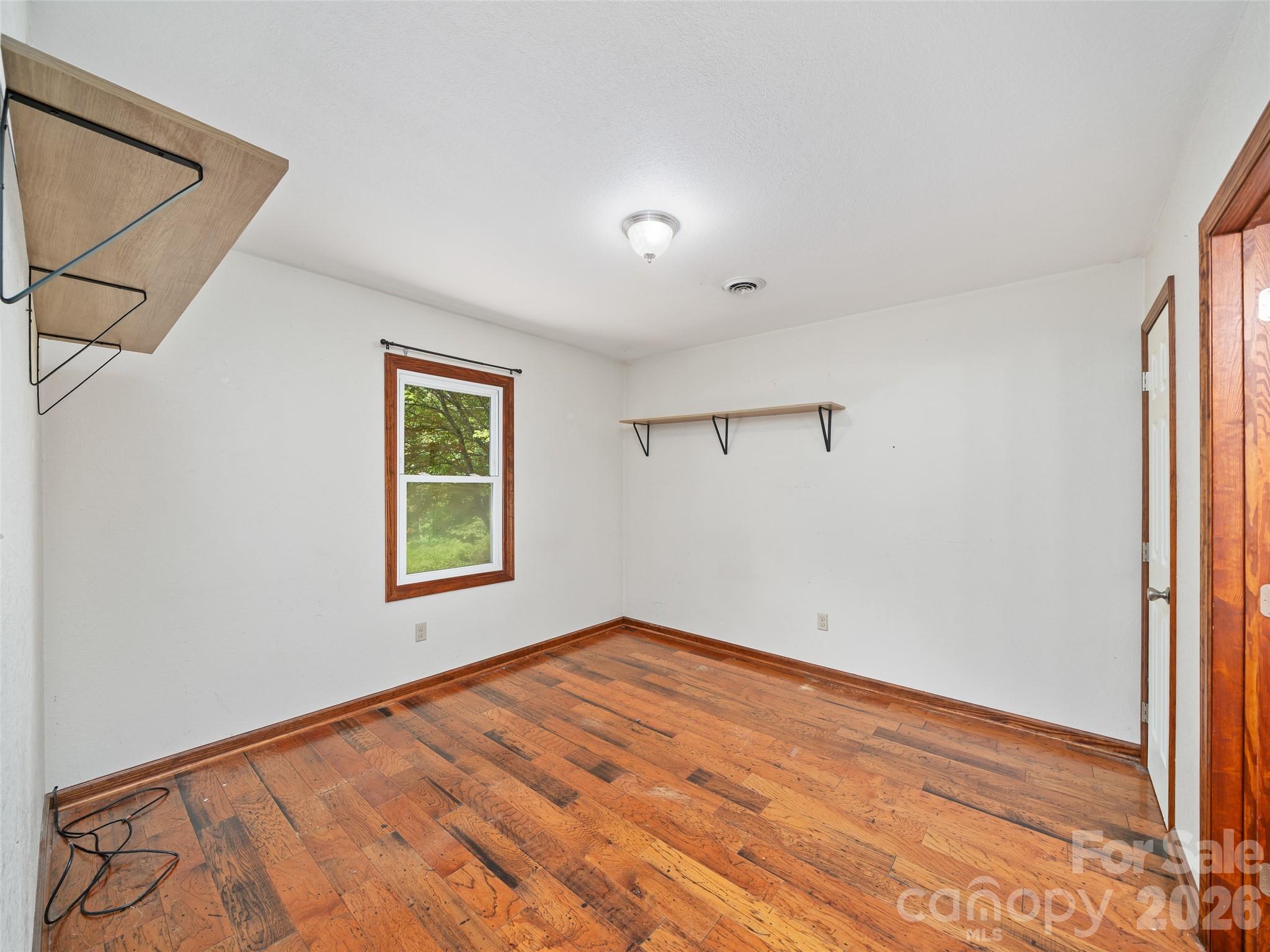 158 Dover Lane