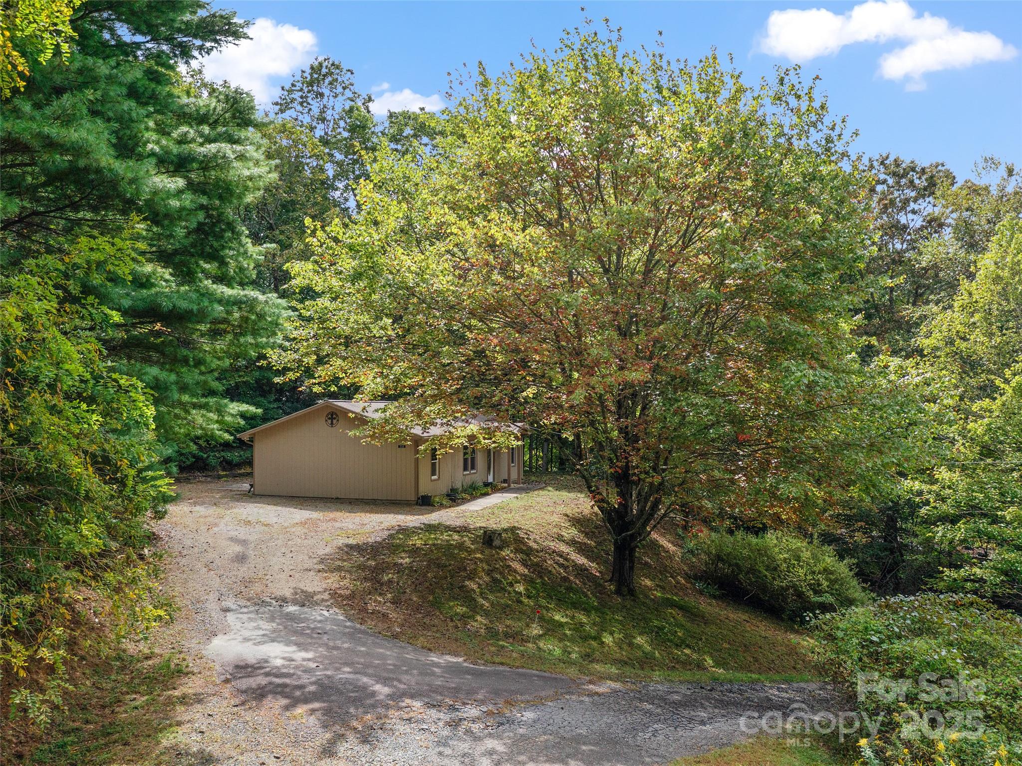158 Dover Lane