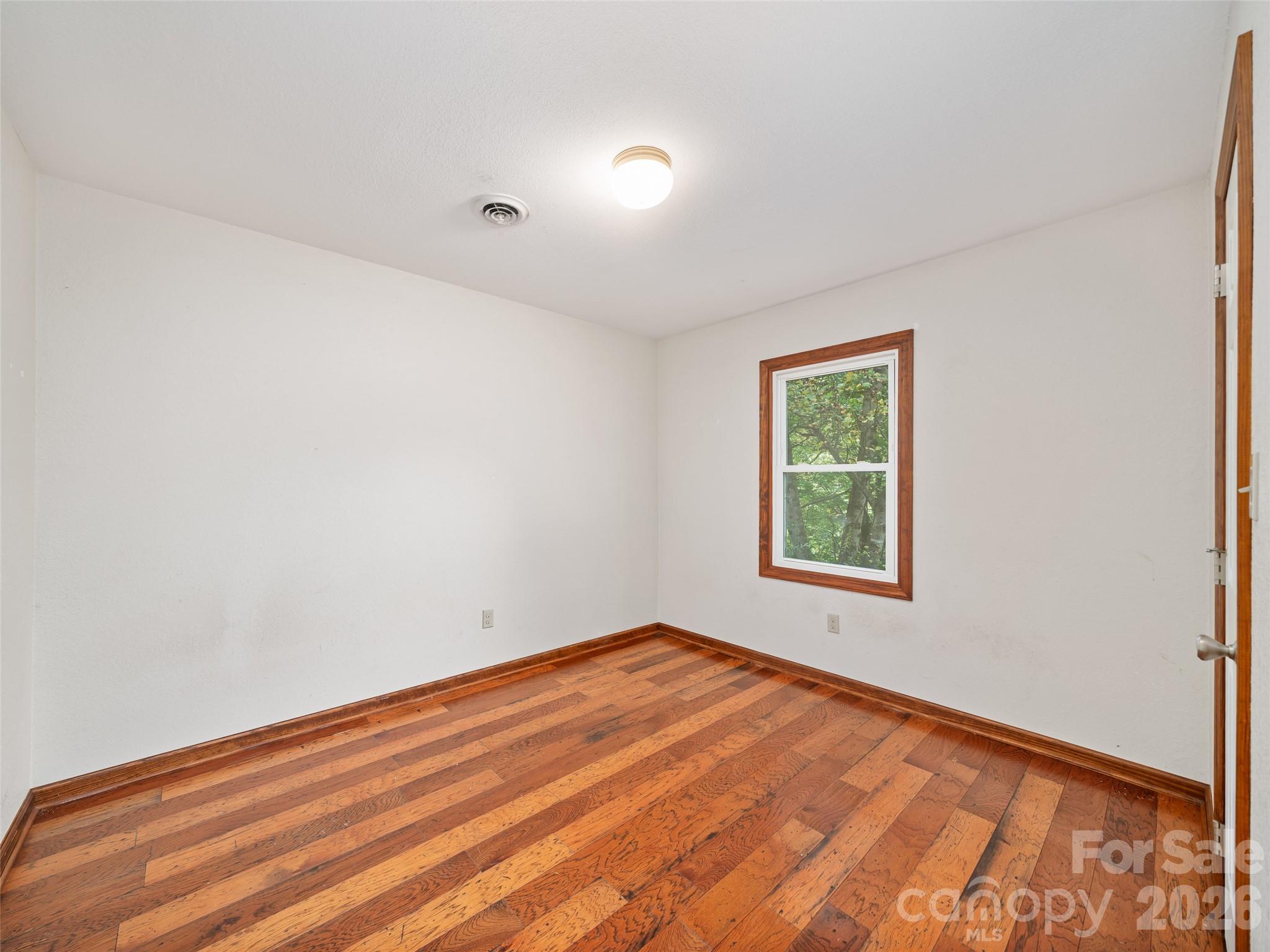 158 Dover Lane