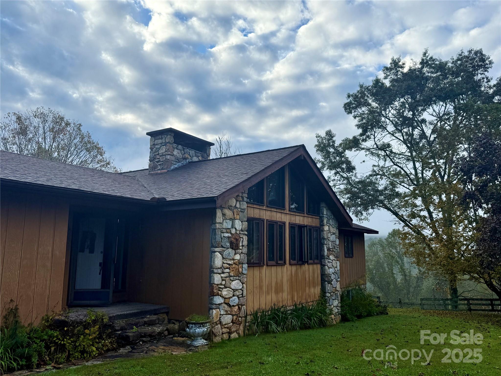 725 Ridge Road
