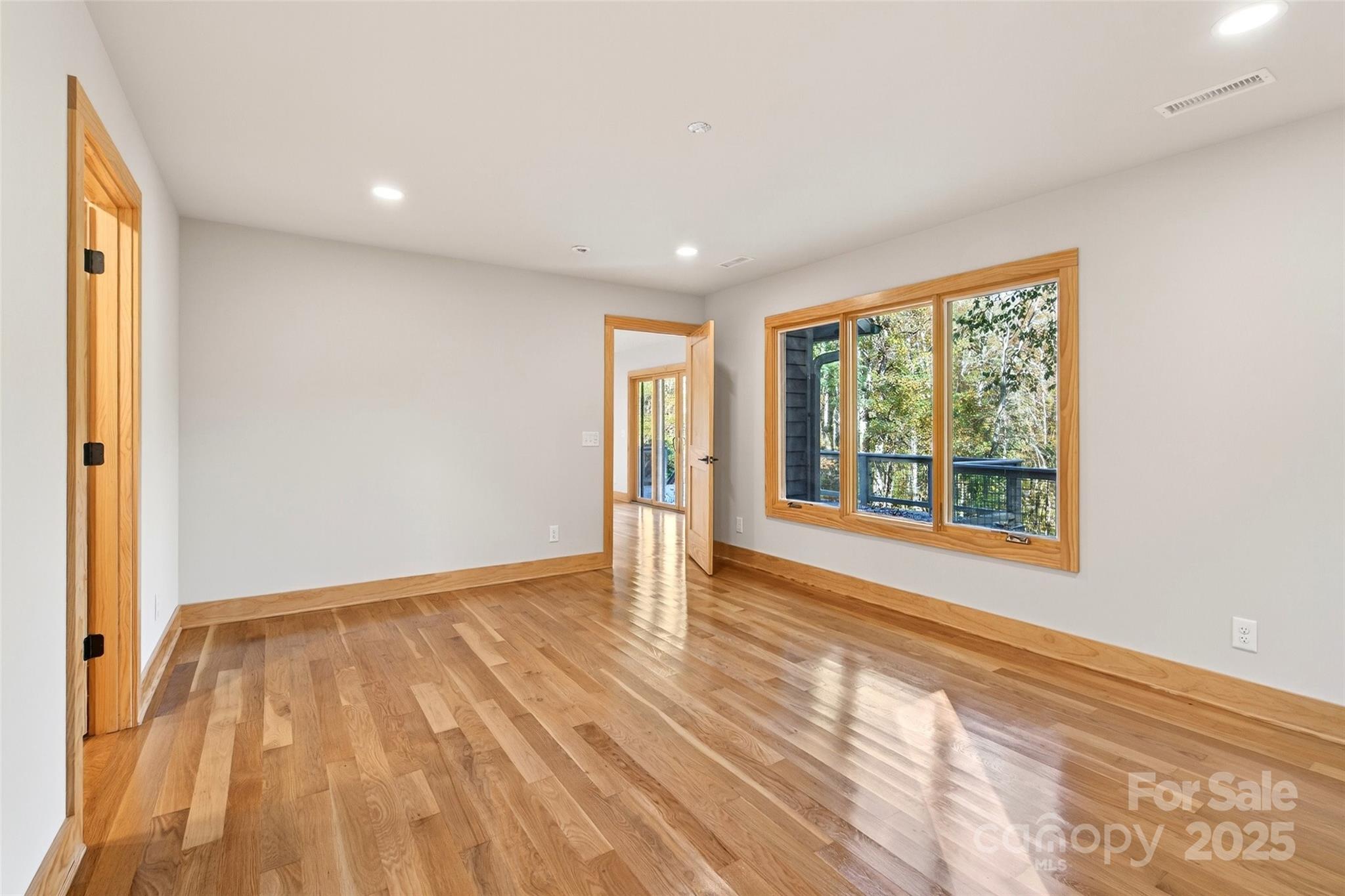 575 Croft Way