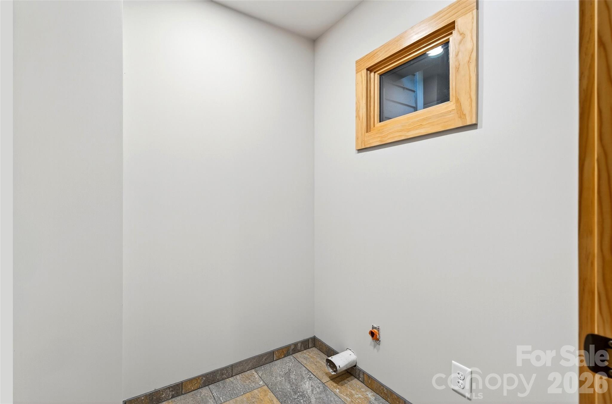 575 Croft Way