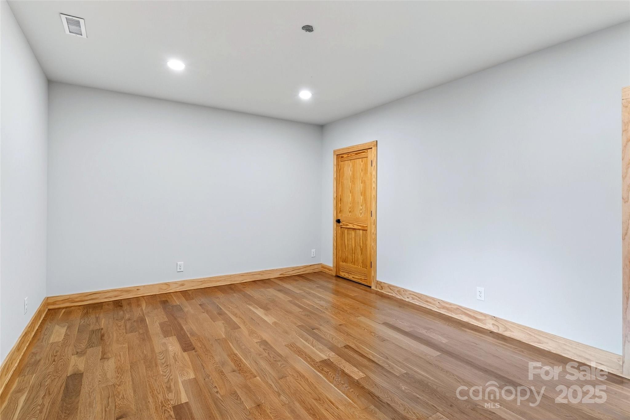 575 Croft Way