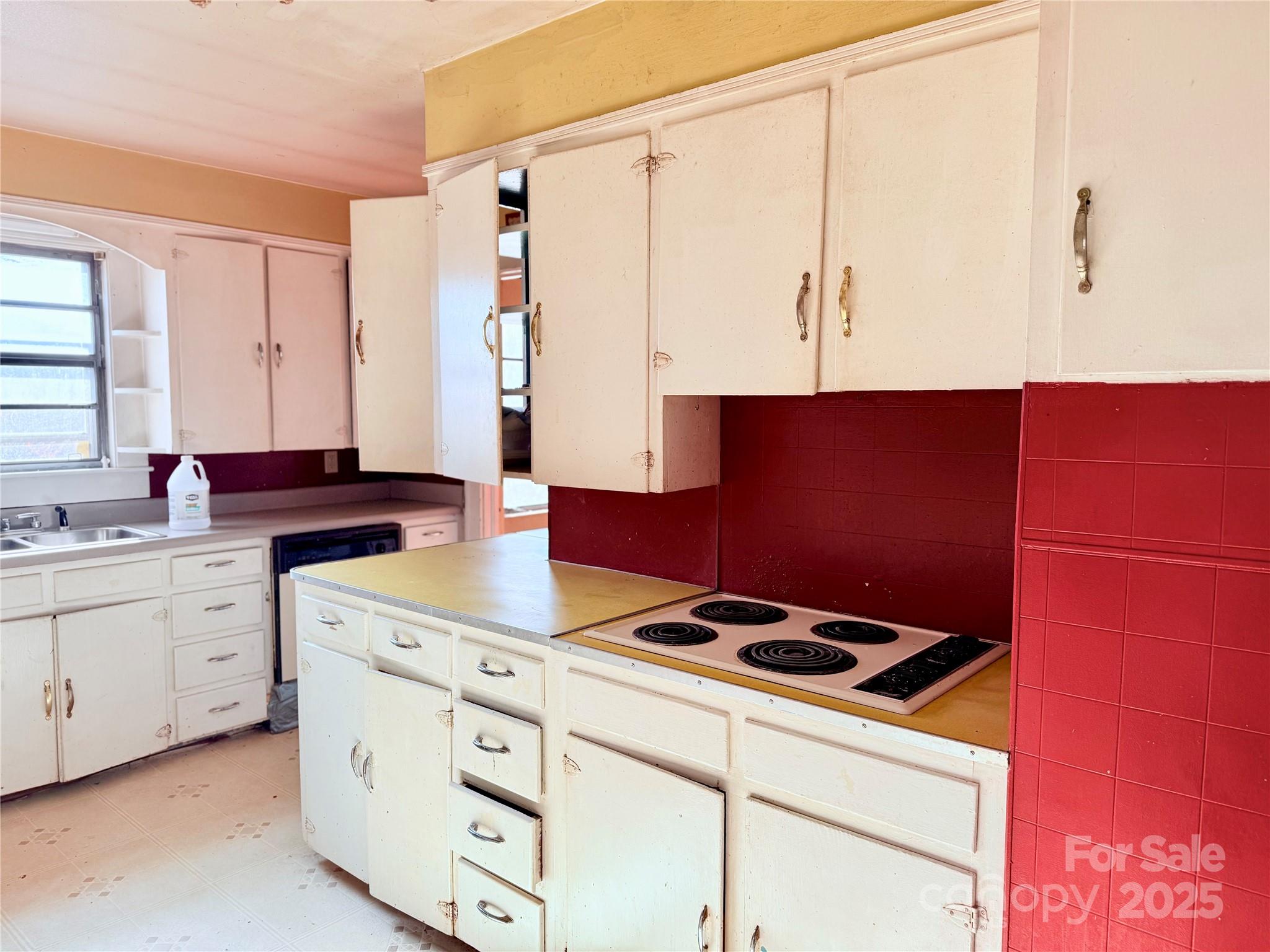 271 Sunnybrook Drive