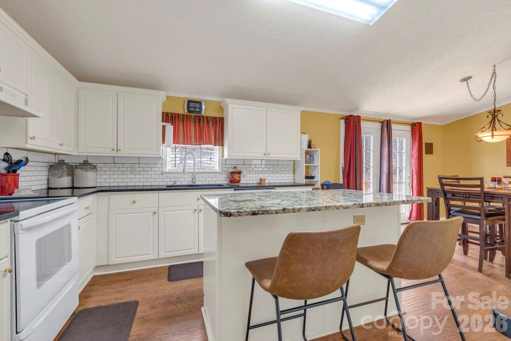 401 Lynn Gap Road