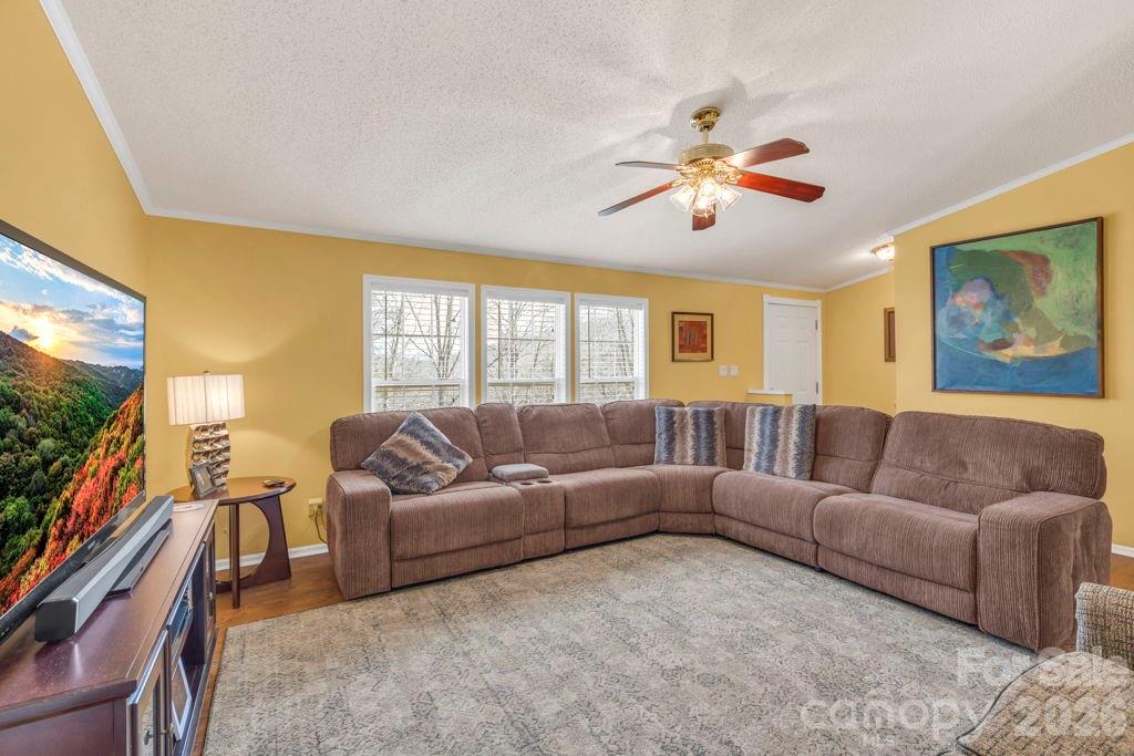 401 Lynn Gap Road