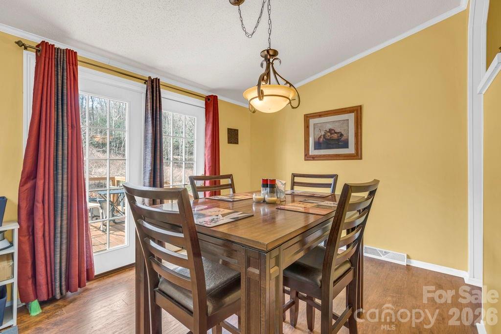 401 Lynn Gap Road