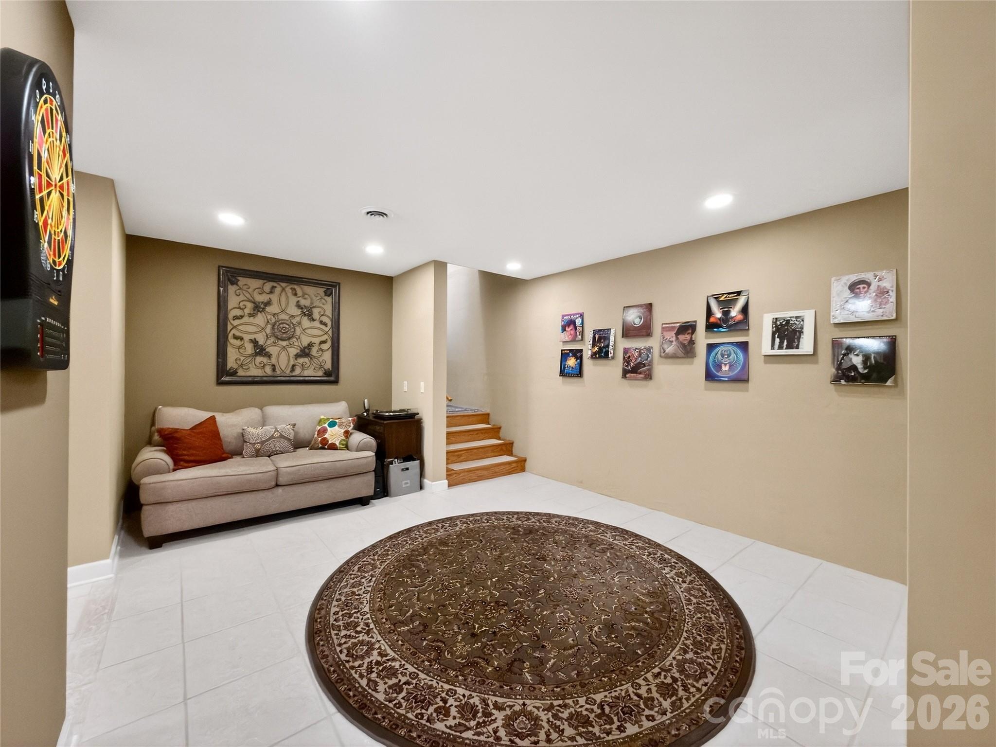 3275 Hanging Rock Road