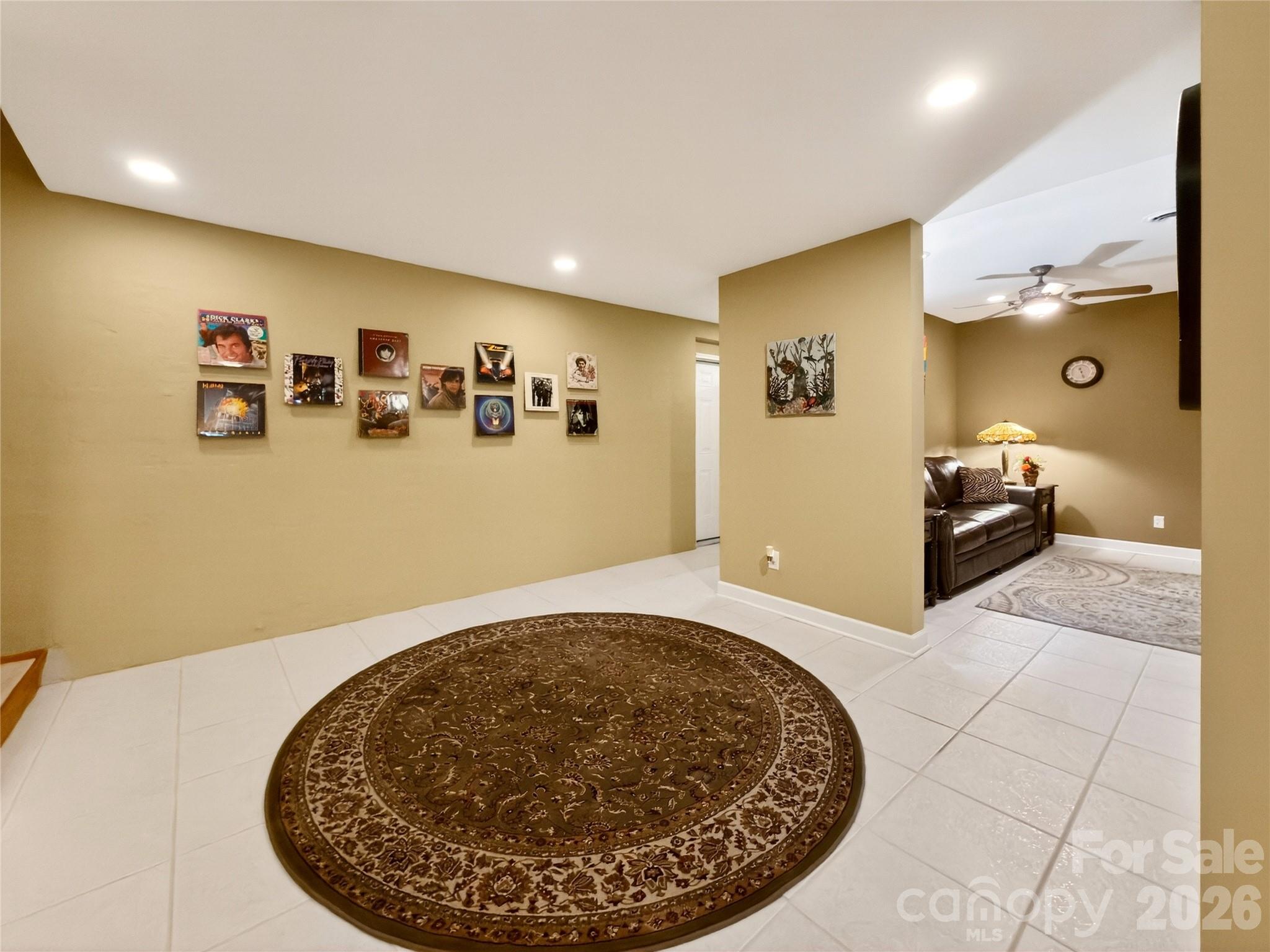 3275 Hanging Rock Road