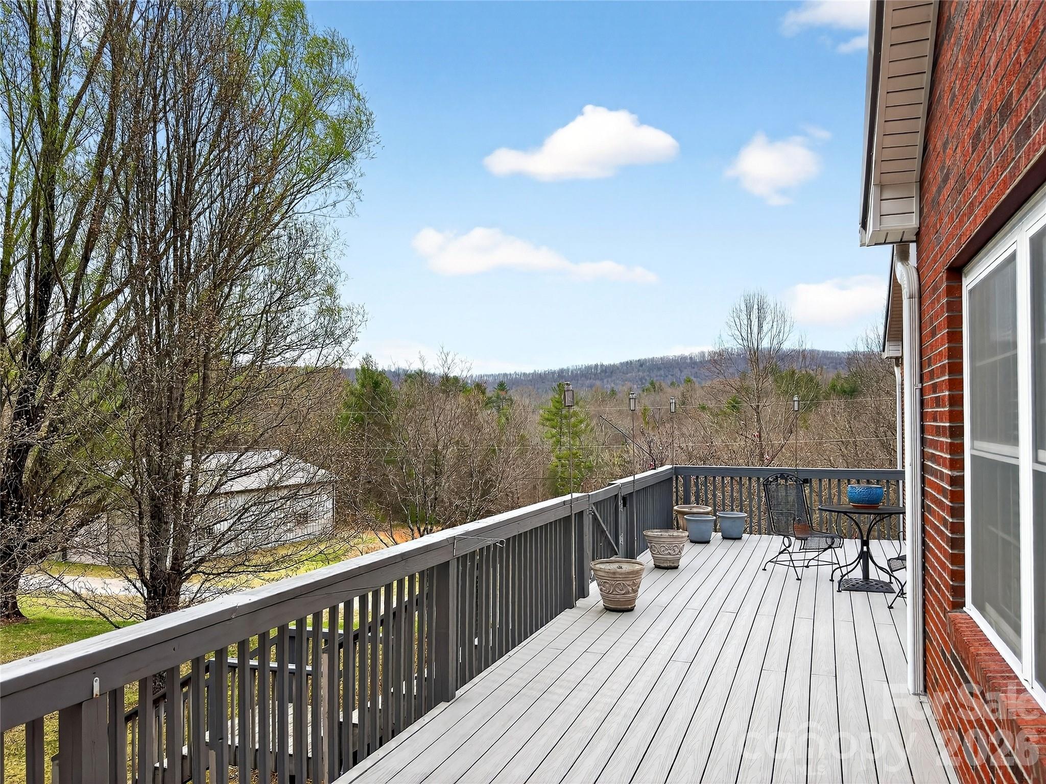3275 Hanging Rock Road