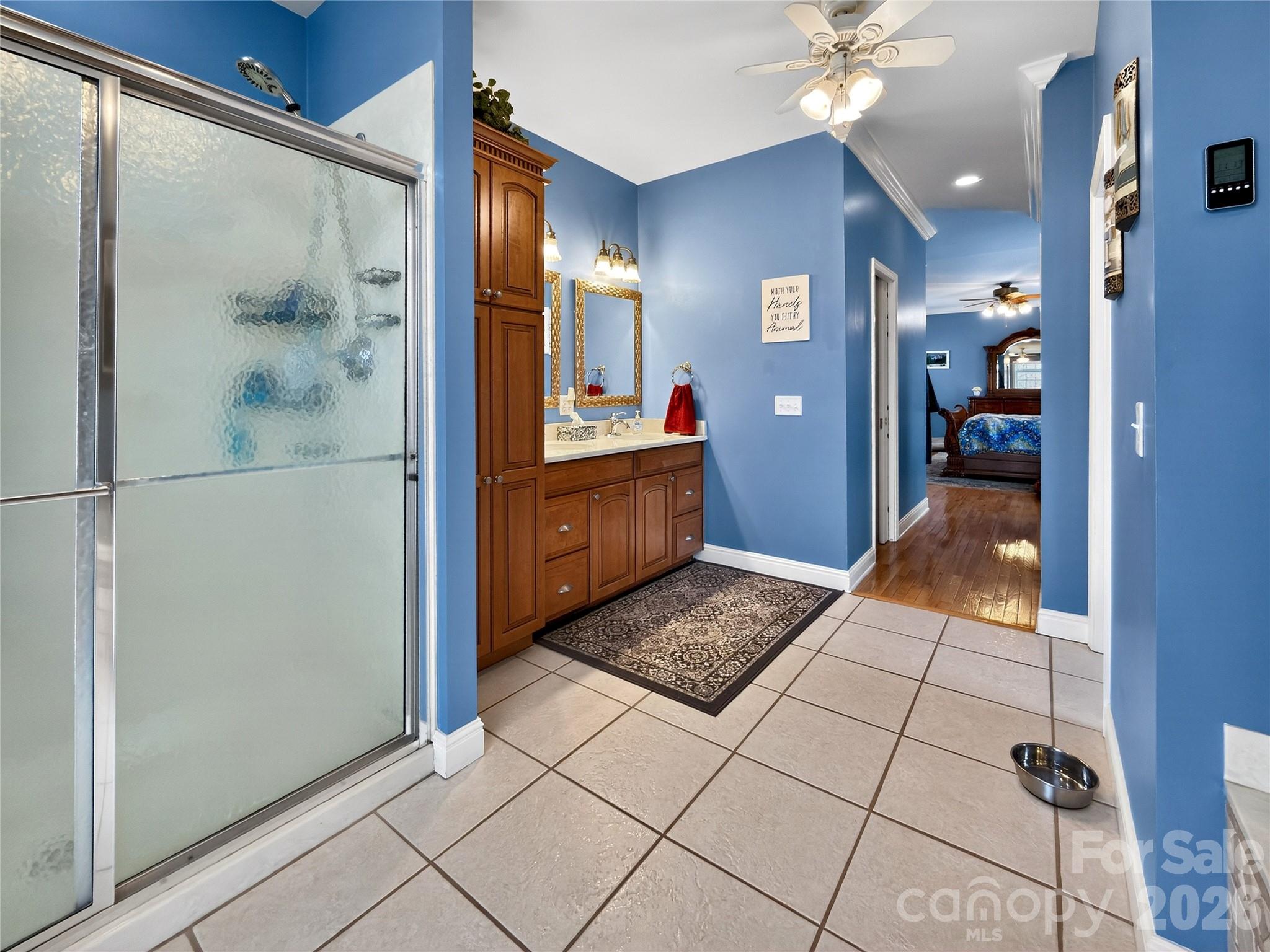 3275 Hanging Rock Road
