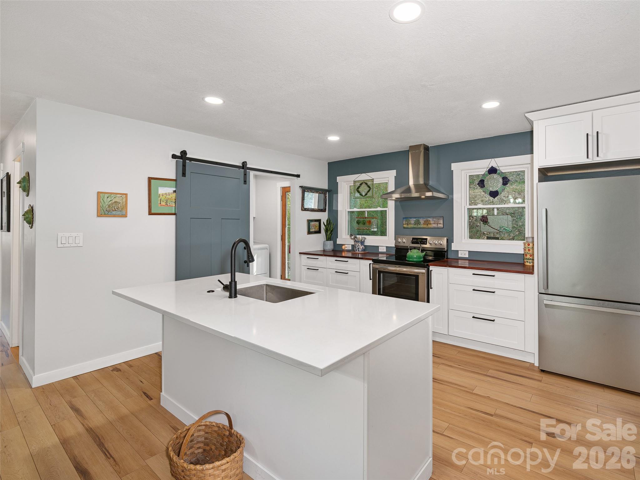 1280 Old Mine Fork Road