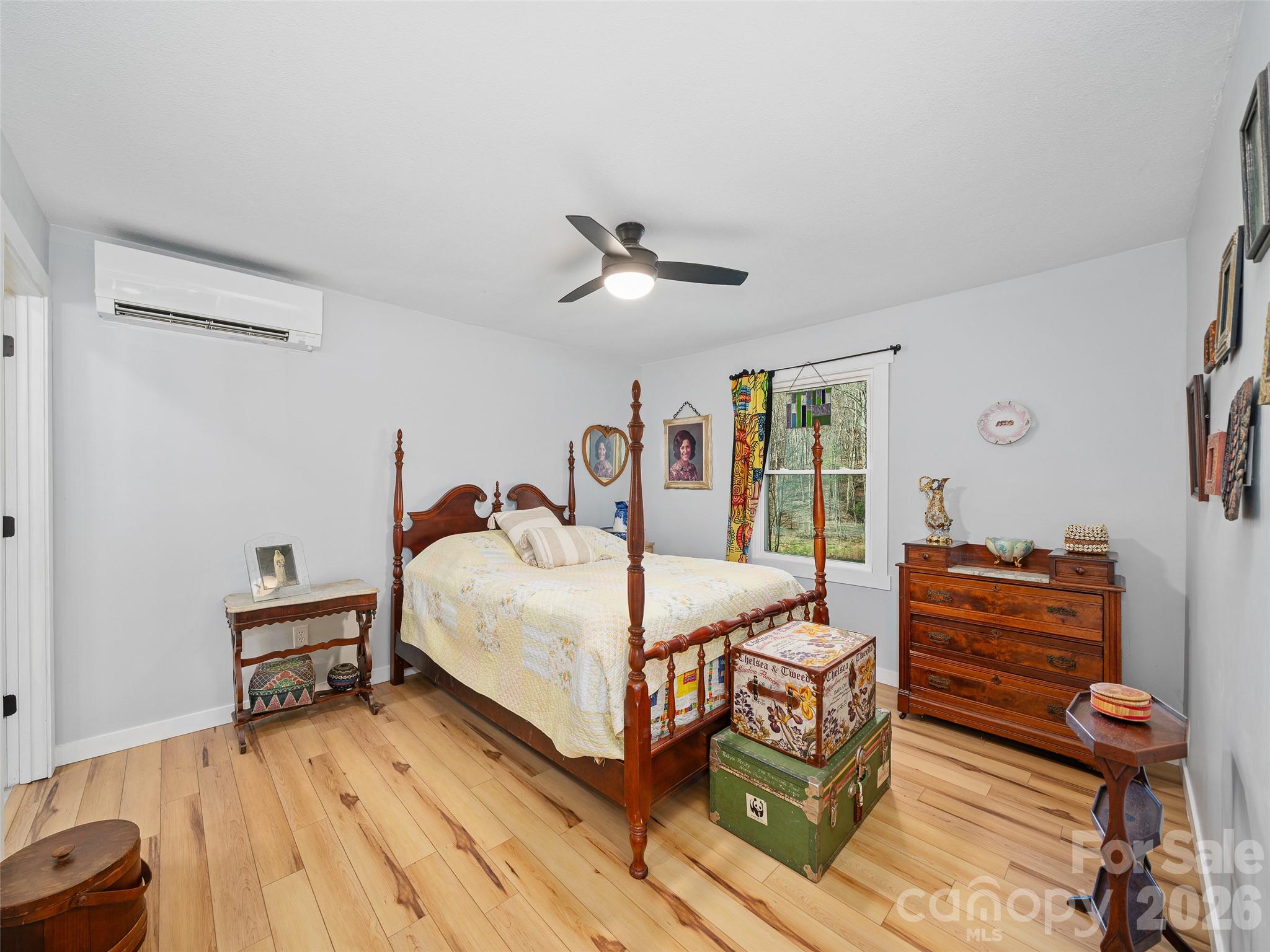 1280 Old Mine Fork Road