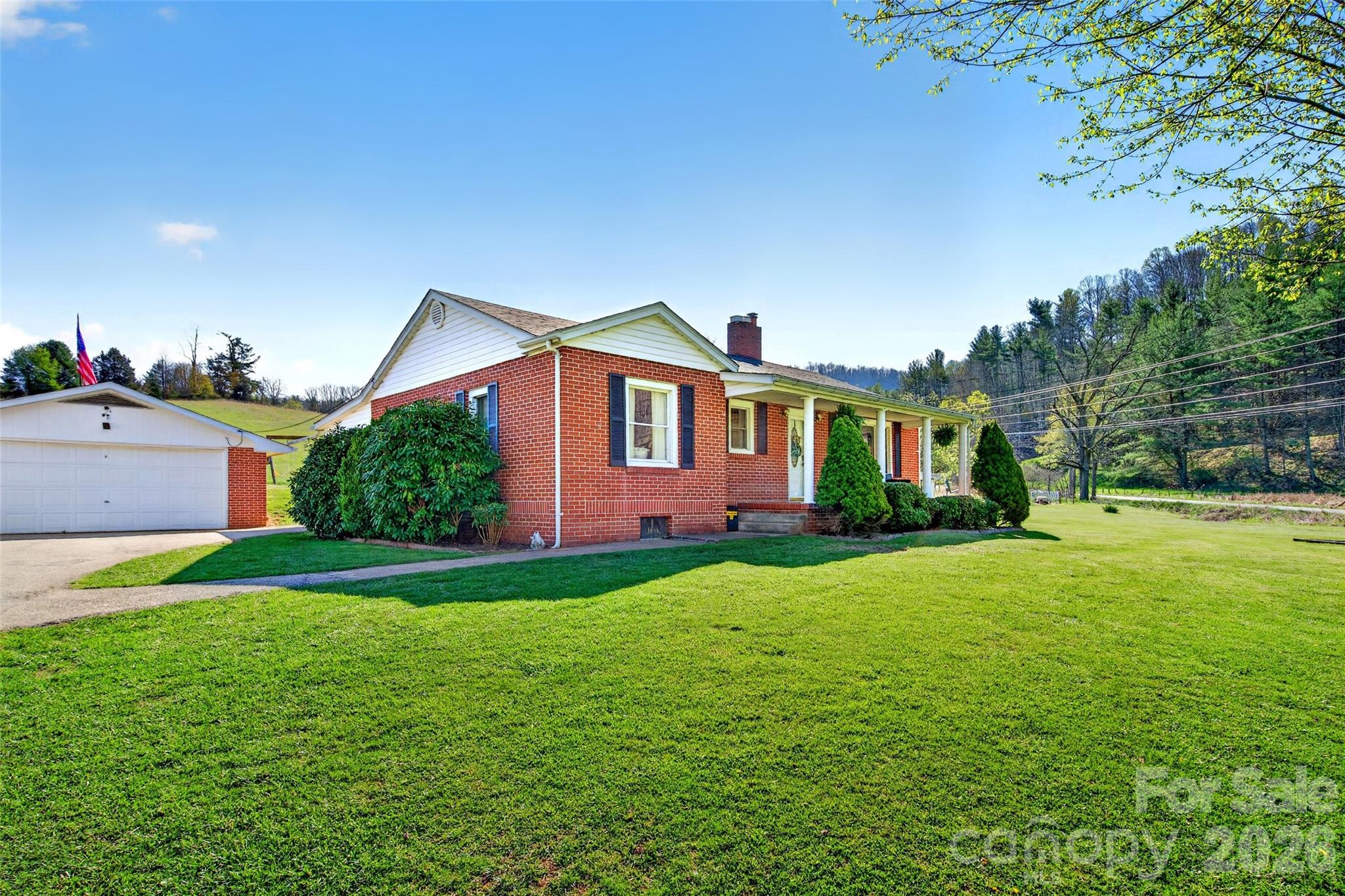 1511 White Oak Road