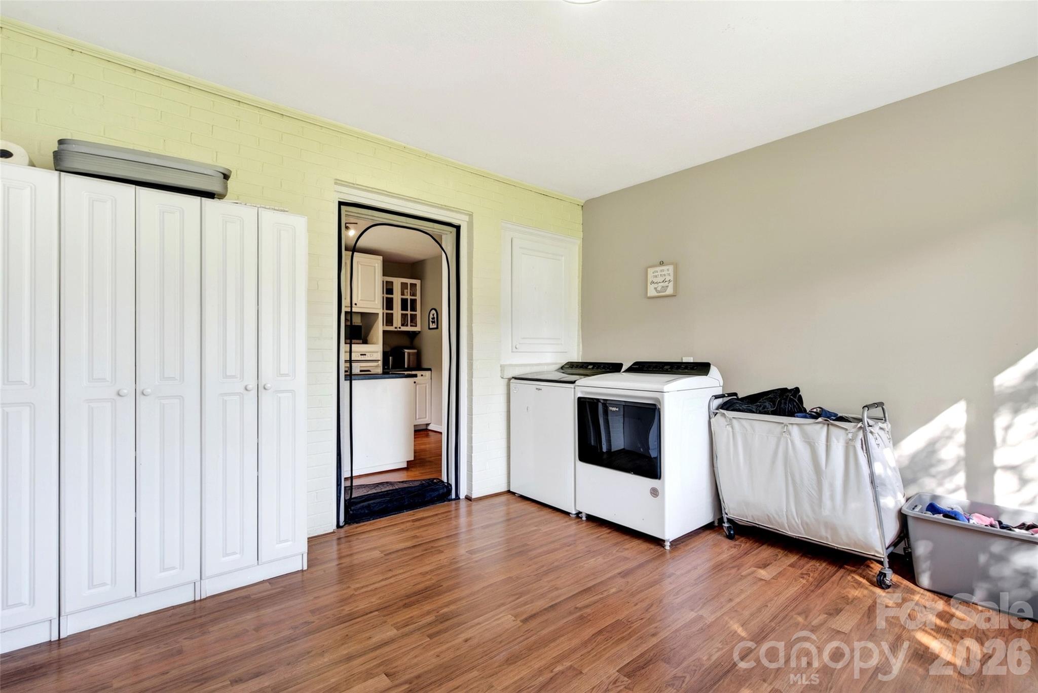 1511 White Oak Road