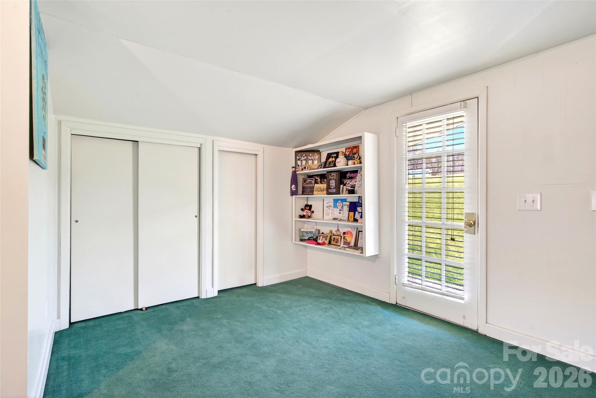 1511 White Oak Road
