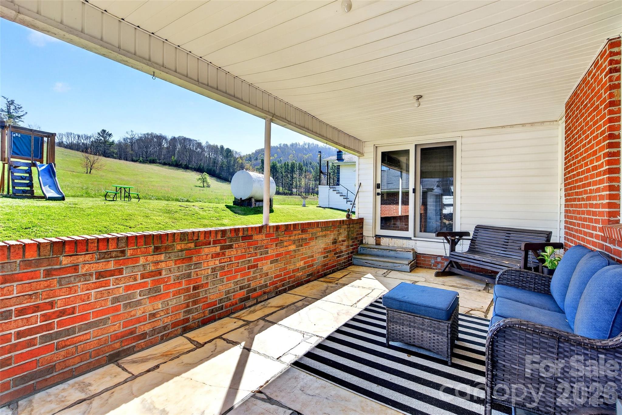 1511 White Oak Road
