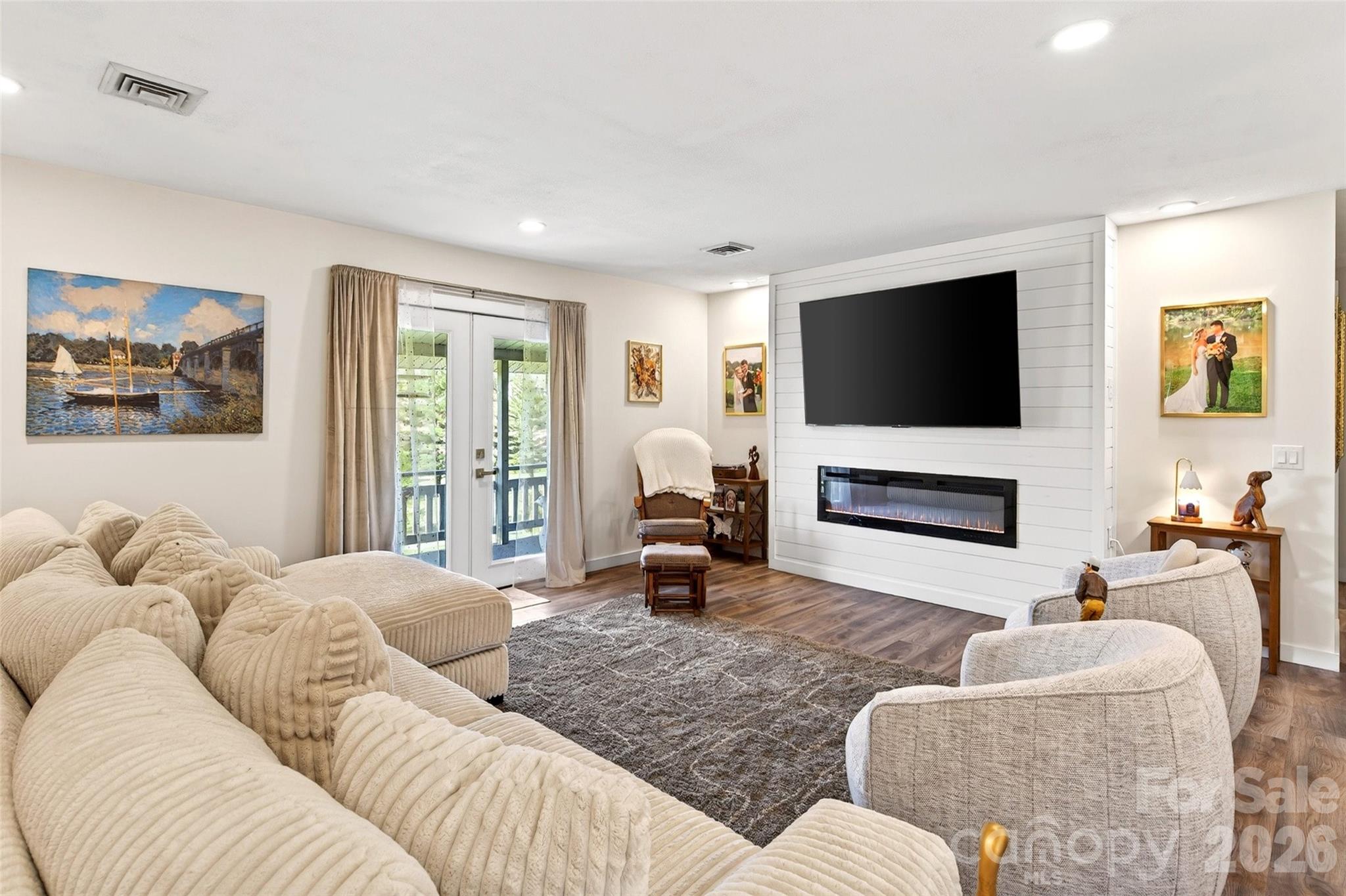 263 Fairway Lane