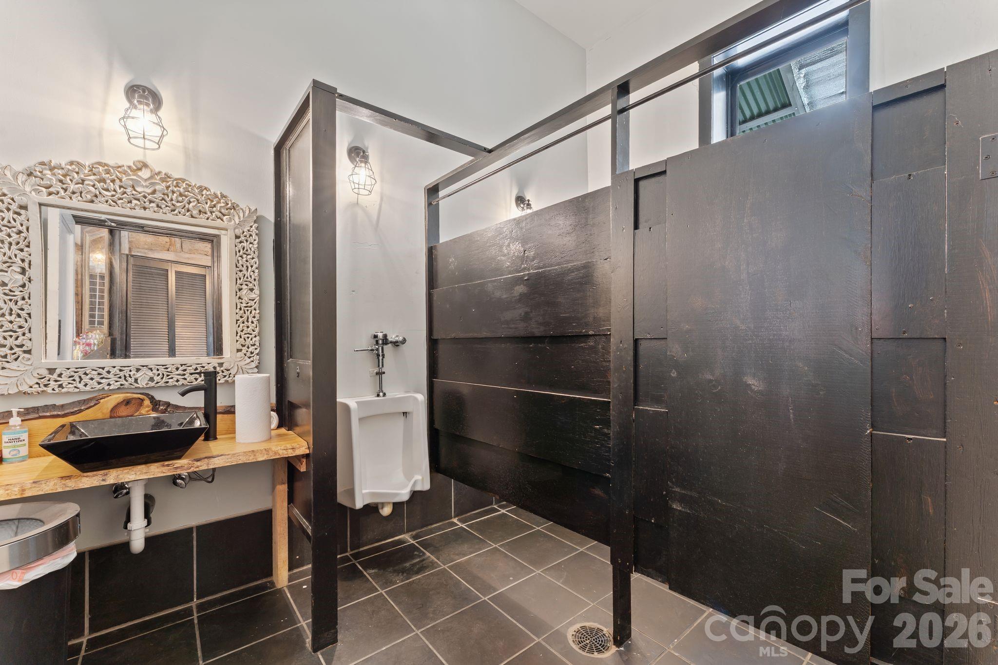 69 Locust Street