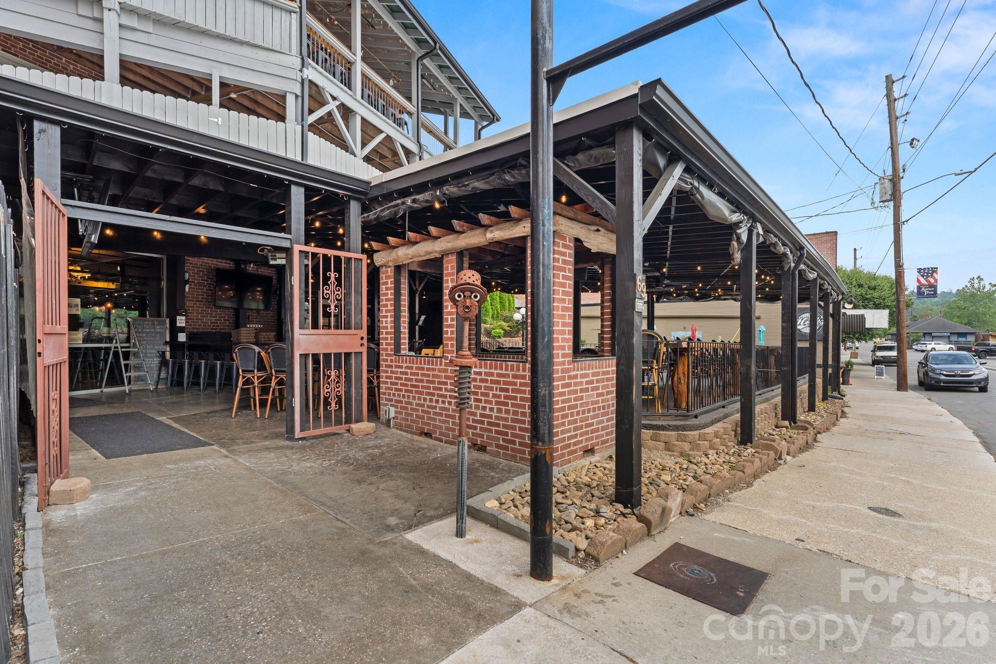 69 Locust Street